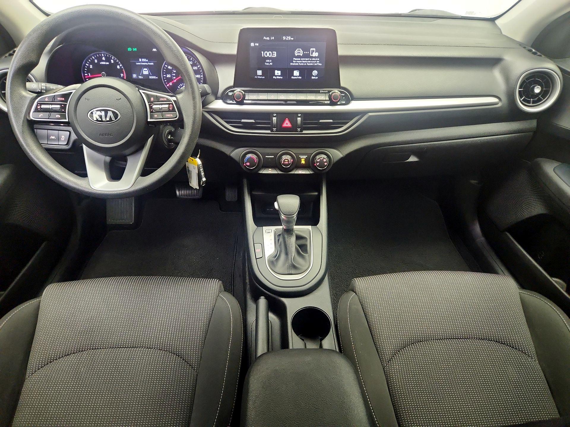 Thumbnail: 2020 Kia Forte - 9