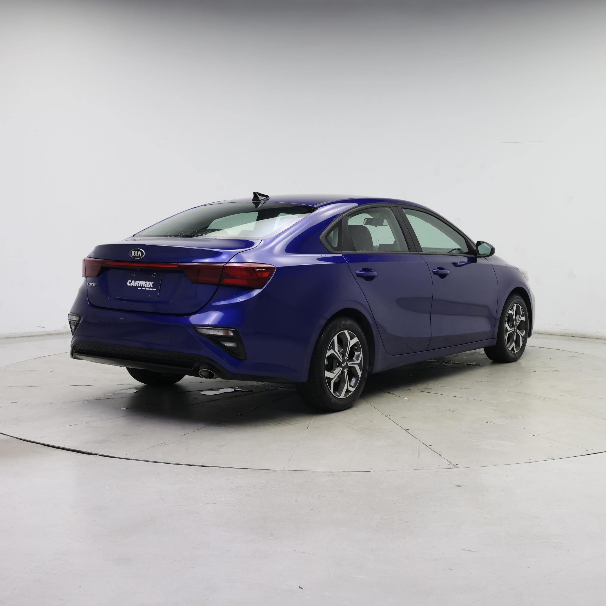 Thumbnail: 2020 Kia Forte - 8