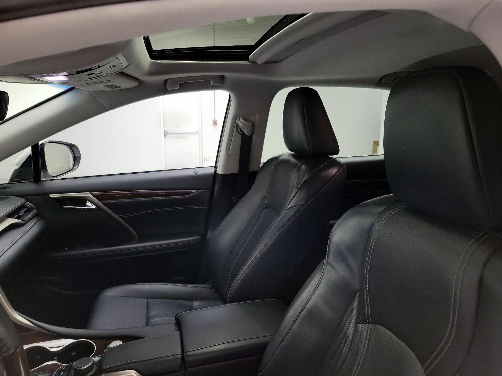 Thumbnail: 2018 Lexus RX - 20