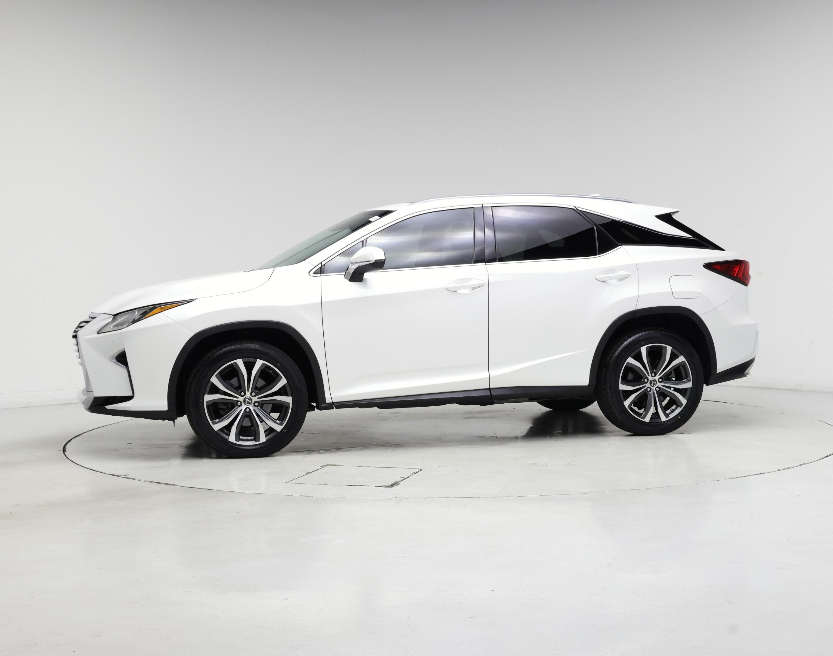 Thumbnail: 2018 Lexus RX - 3