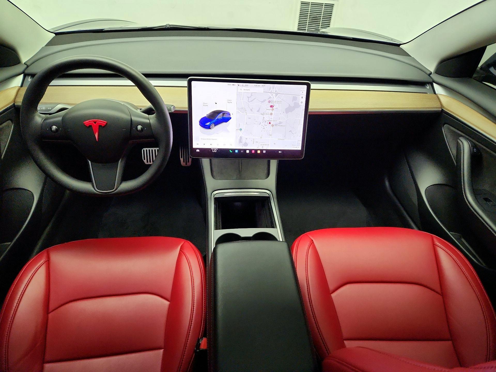 Thumbnail: 2023 Tesla Model 3 - 9