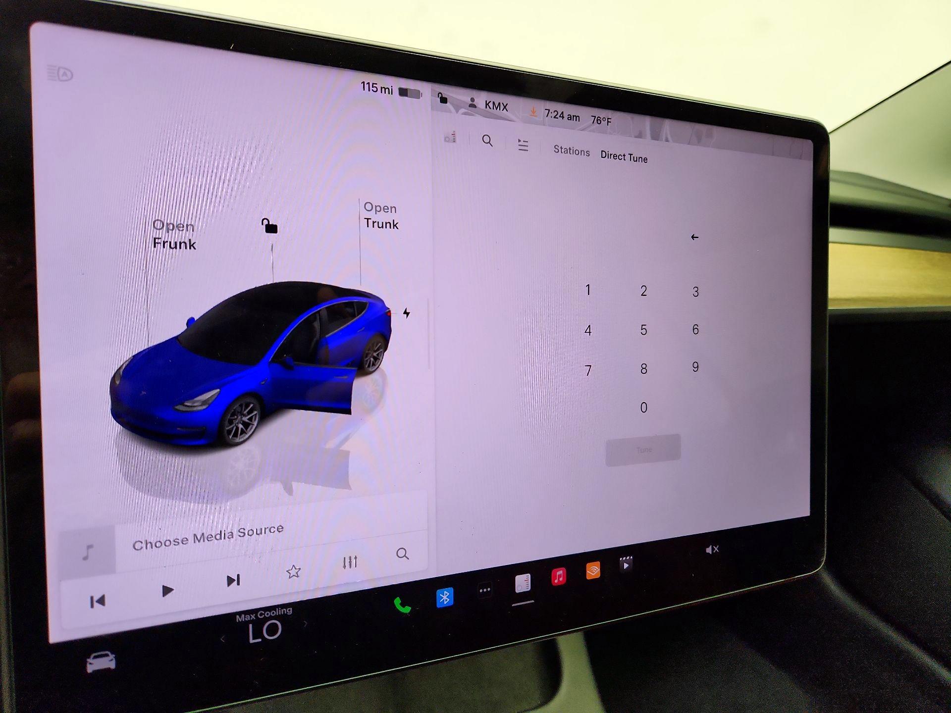 Thumbnail: 2023 Tesla Model 3 - 16