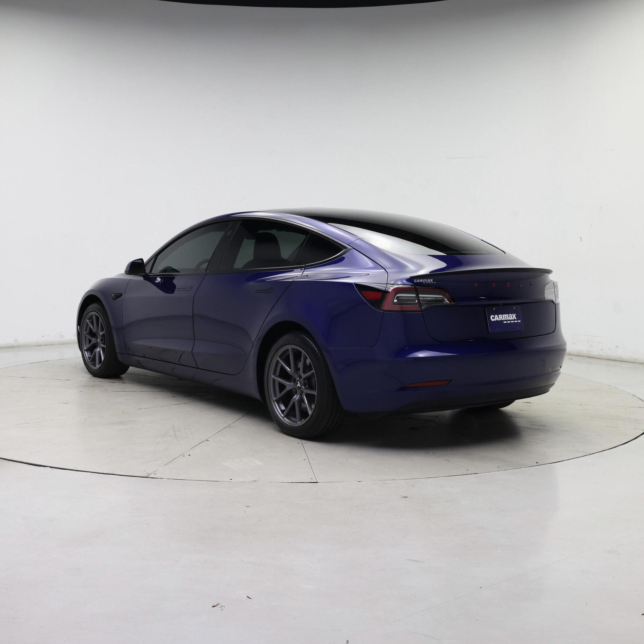 Thumbnail: 2023 Tesla Model 3 - 2