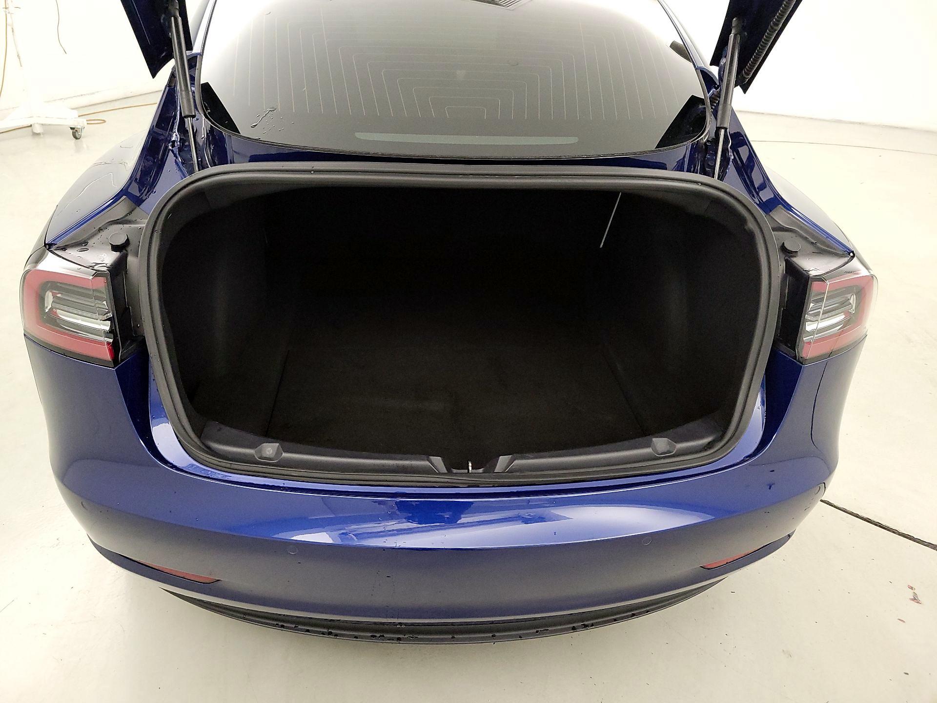 Thumbnail: 2019 Tesla Model 3 - 19