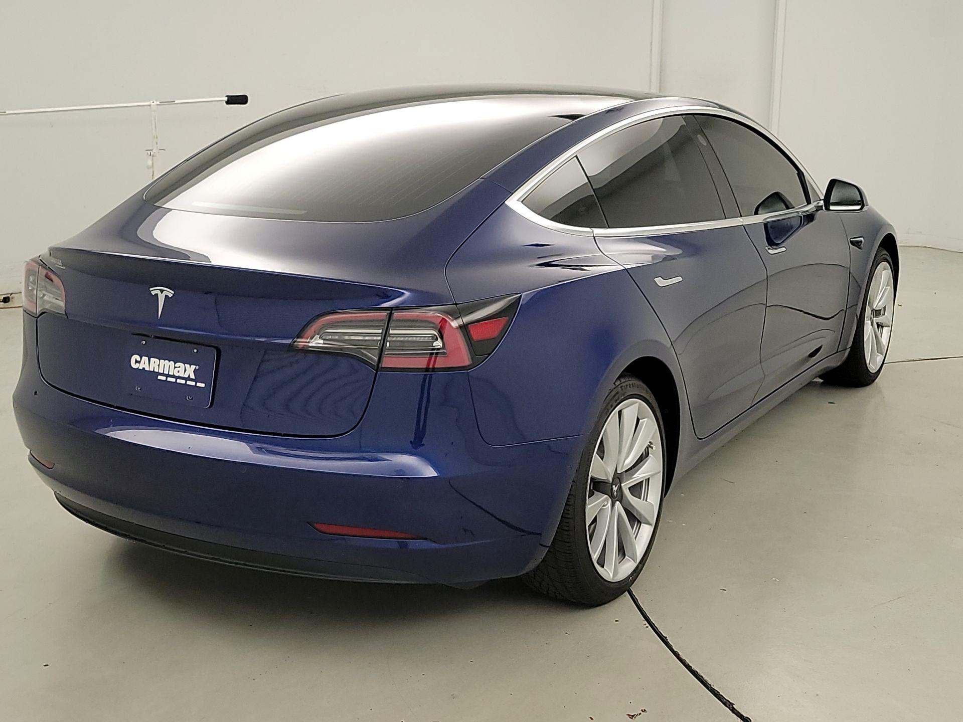 Thumbnail: 2019 Tesla Model 3 - 5