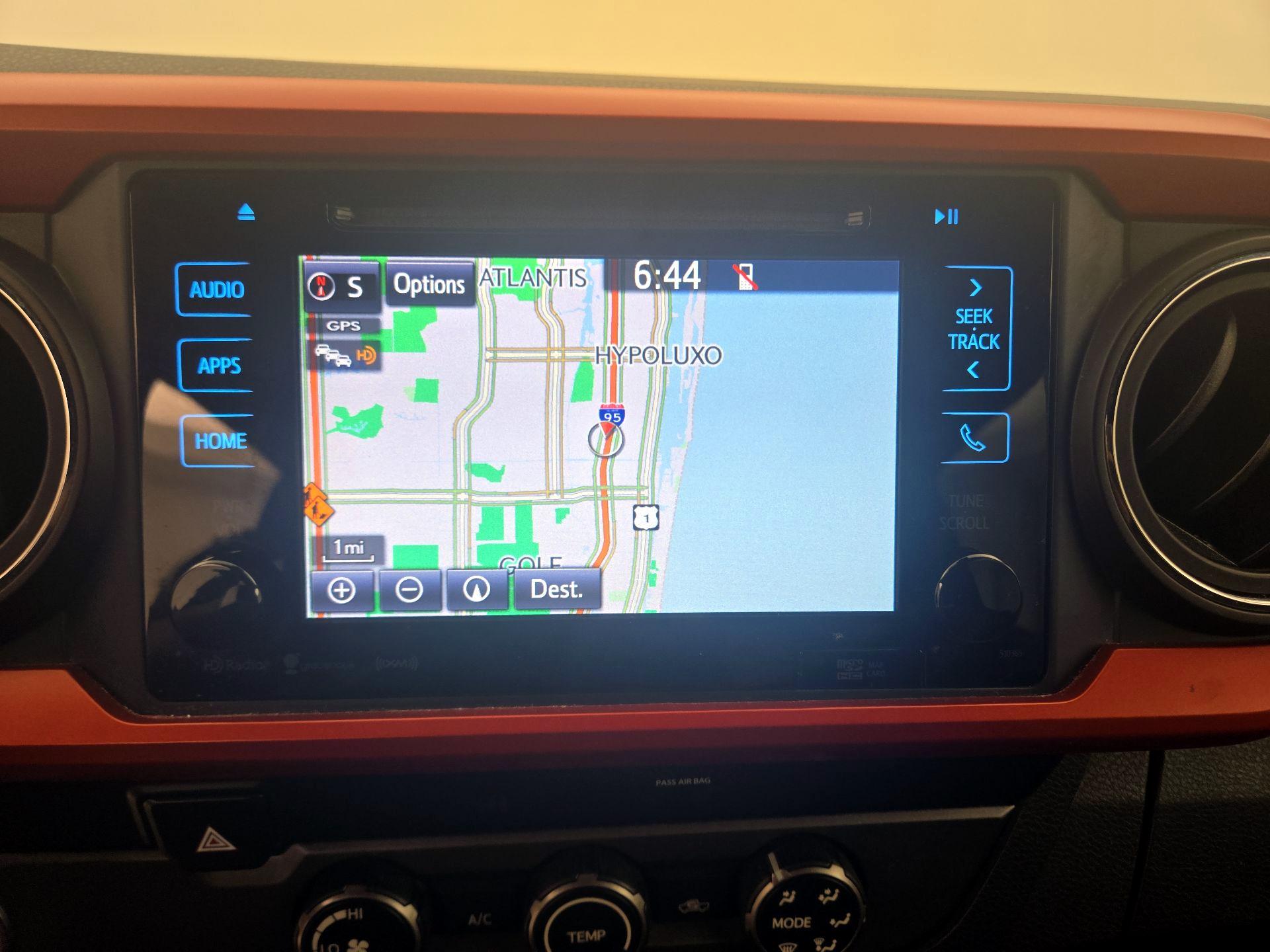 Thumbnail: 2019 Toyota Tacoma - 14