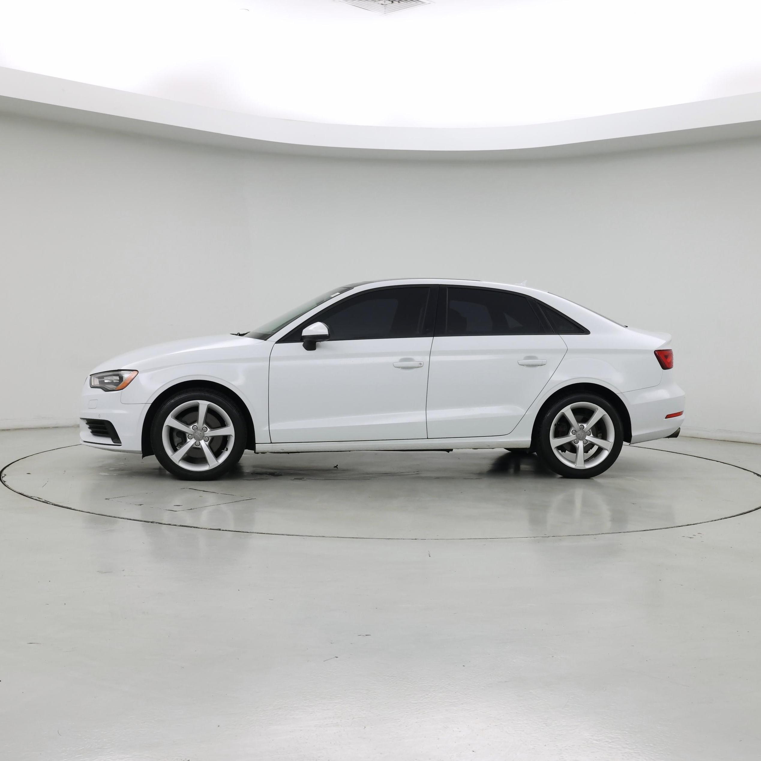 Thumbnail: 2015 Audi A3 - 3