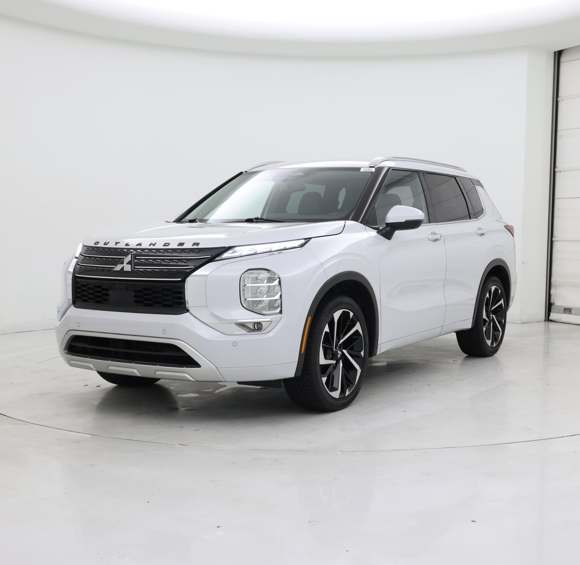 Thumbnail: 2022 Mitsubishi Outlander - 4
