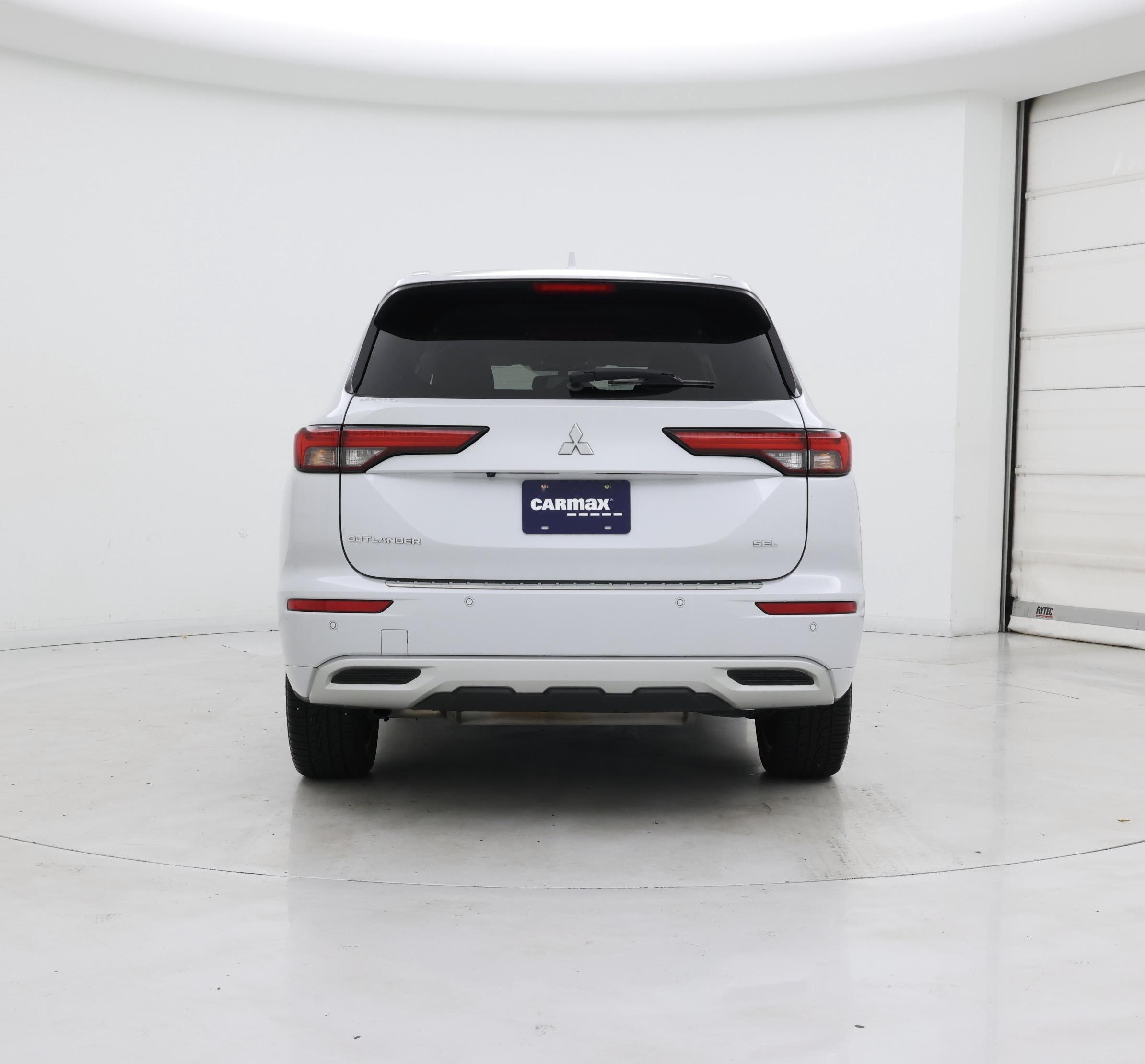 Thumbnail: 2022 Mitsubishi Outlander - 6