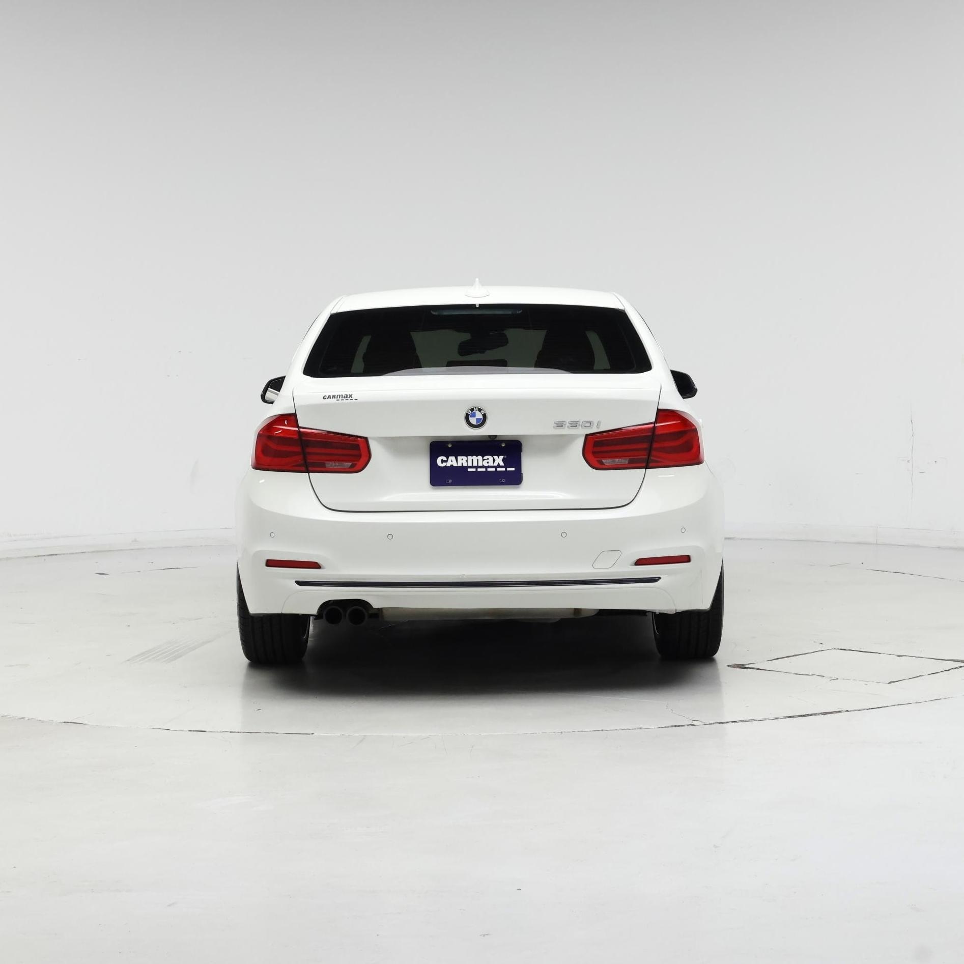 Thumbnail: 2017 BMW 3 Series - 6