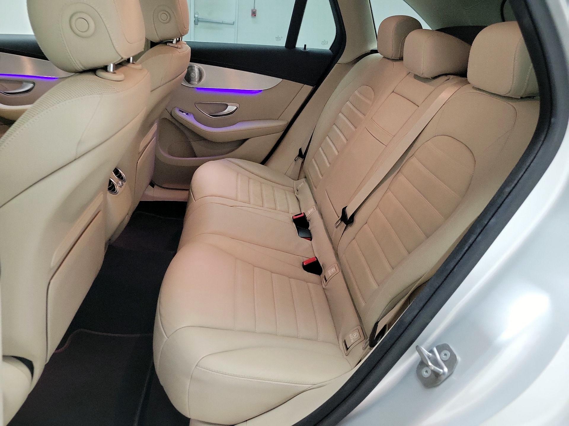 Thumbnail: 2020 Mercedes-Benz GLC - 20