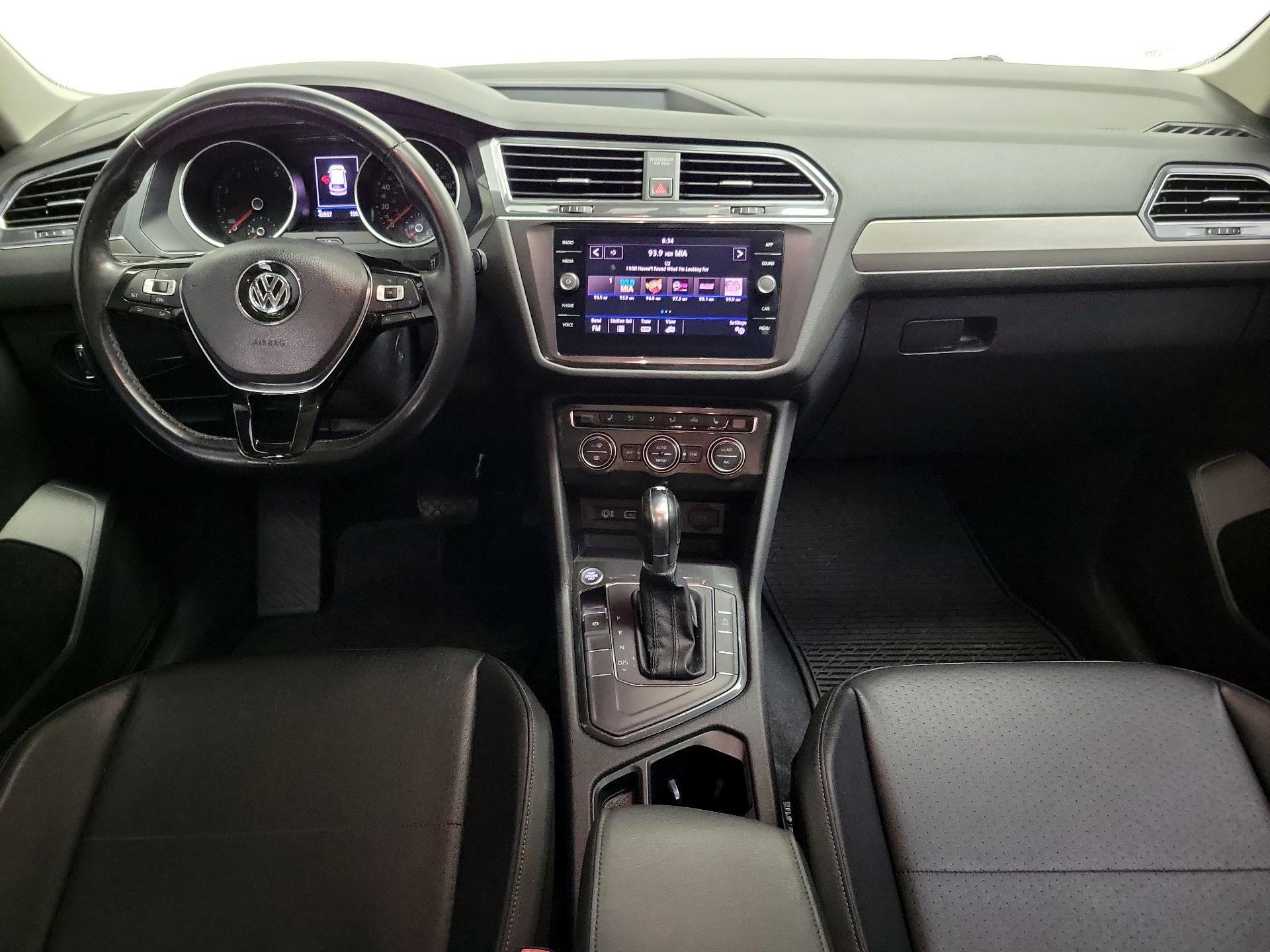 Thumbnail: 2018 Volkswagen Tiguan - 9