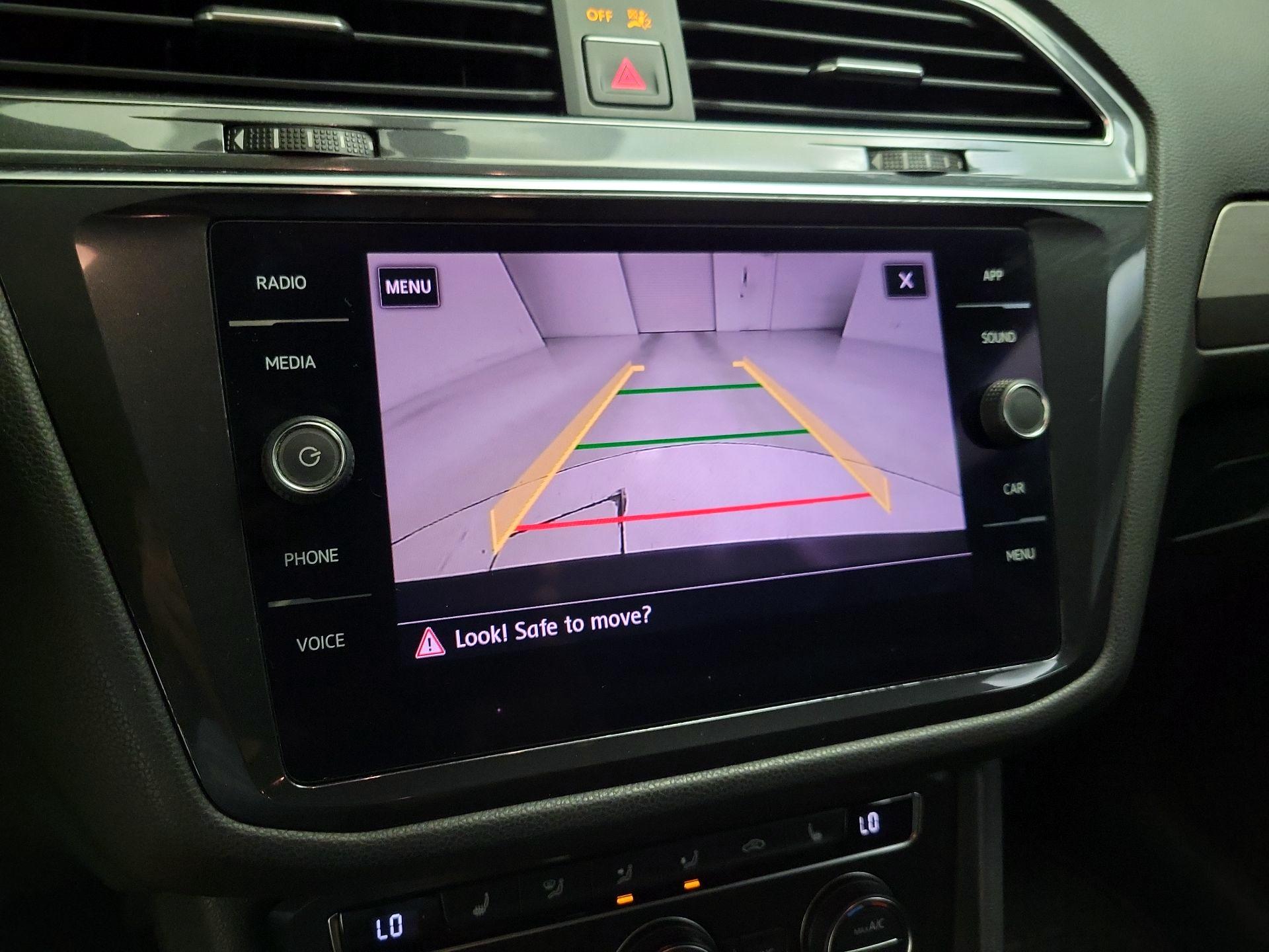 Thumbnail: 2018 Volkswagen Tiguan - 15