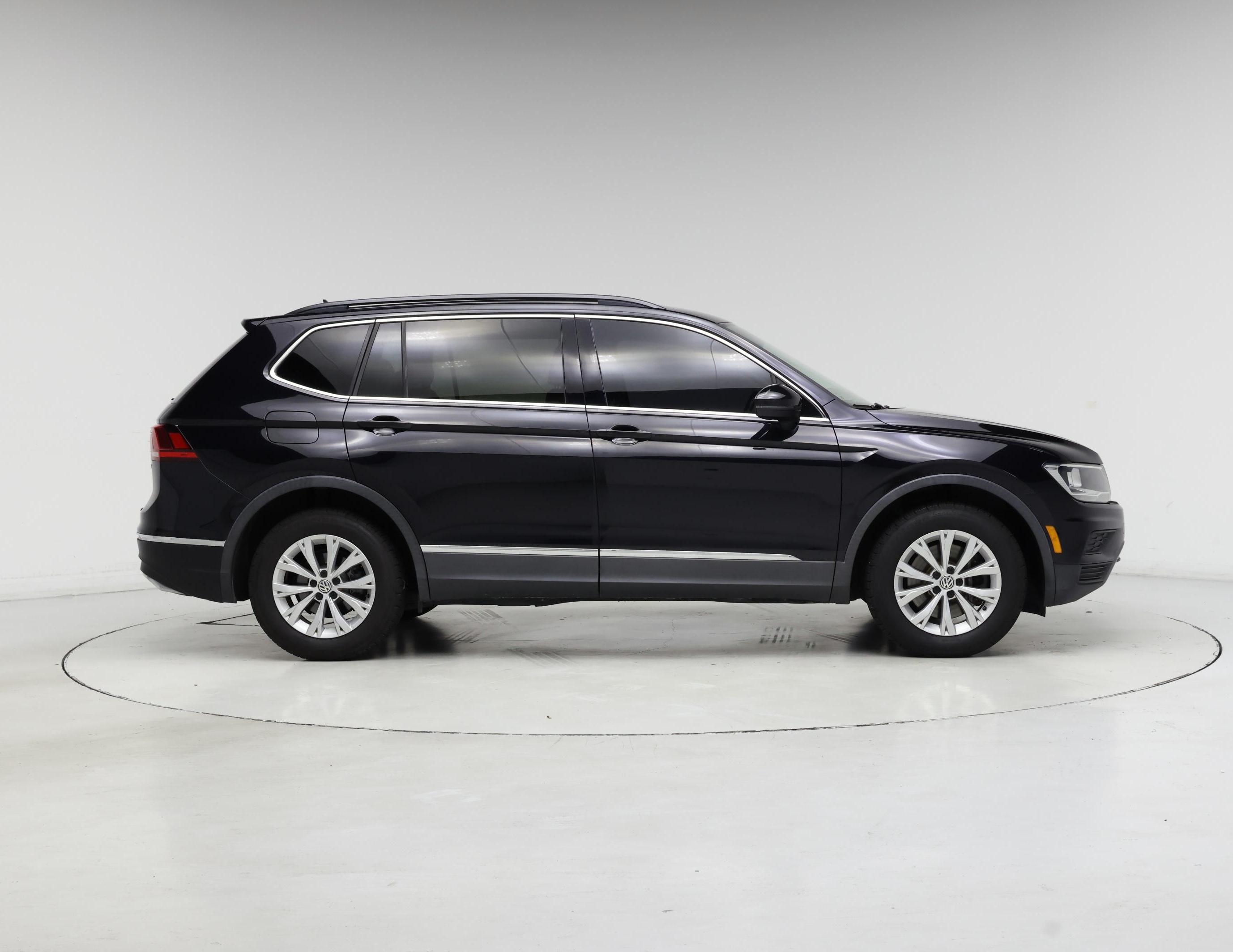 Thumbnail: 2018 Volkswagen Tiguan - 7
