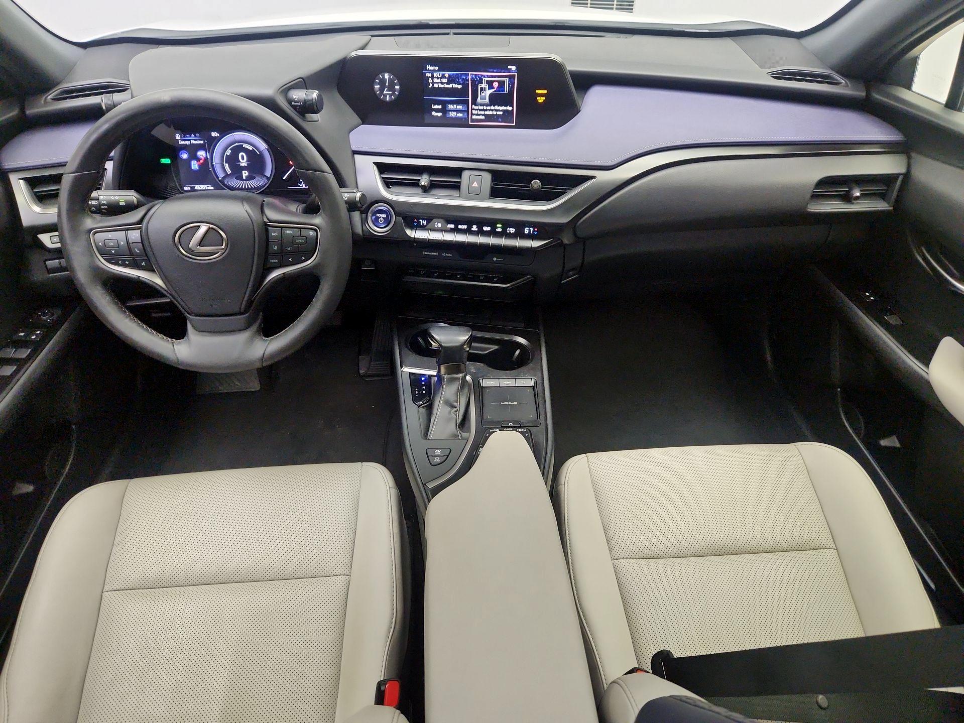 Thumbnail: 2020 Lexus UX - 9