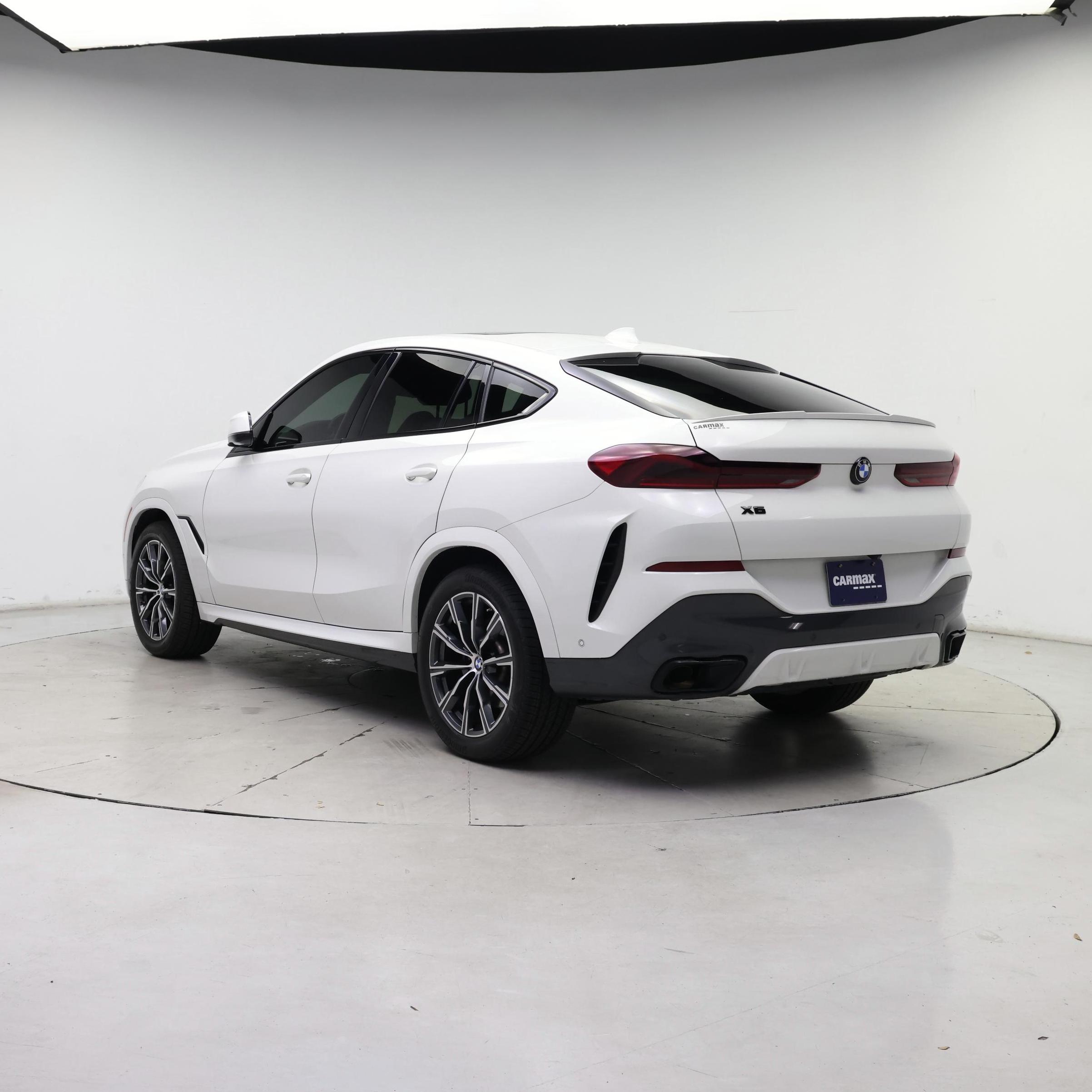 Thumbnail: 2022 BMW X6 - 2