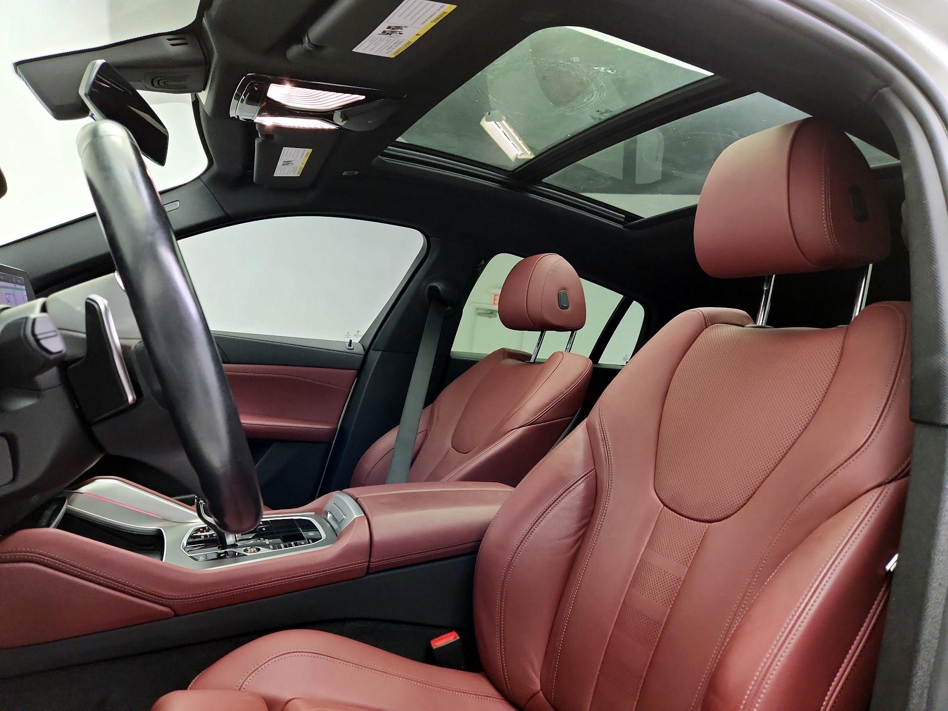 Thumbnail: 2022 BMW X6 - 20