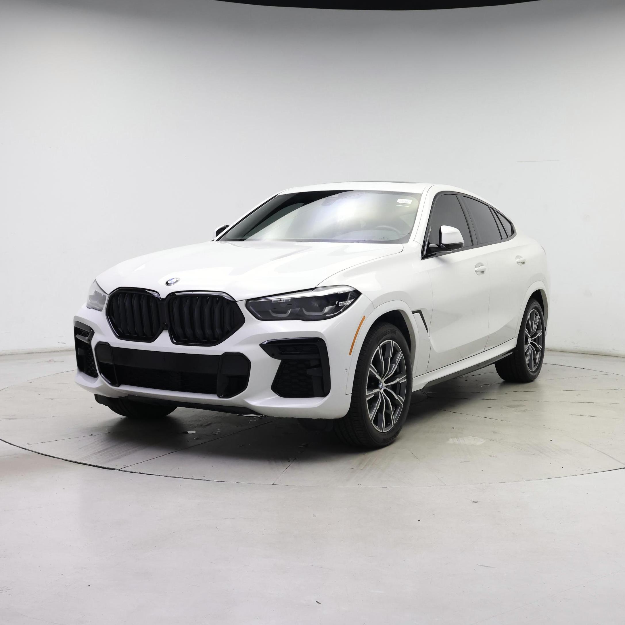 Thumbnail: 2022 BMW X6 - 4