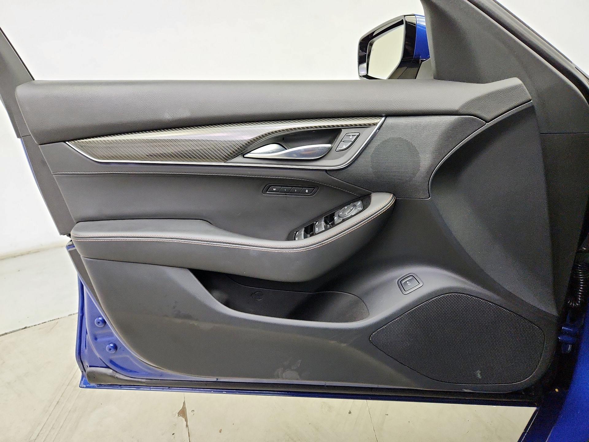 Thumbnail: 2020 Cadillac CT5 - 12