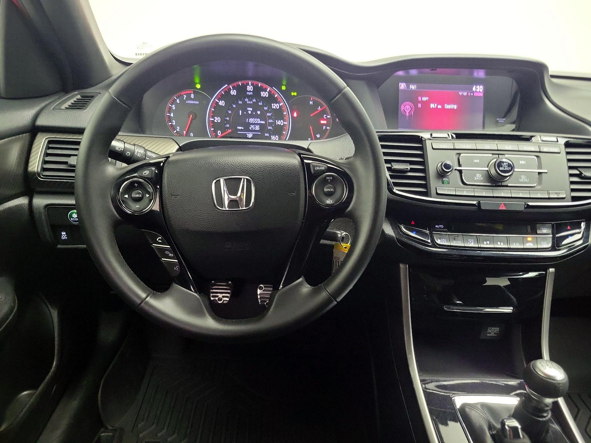 Thumbnail: 2017 Honda Accord - 10