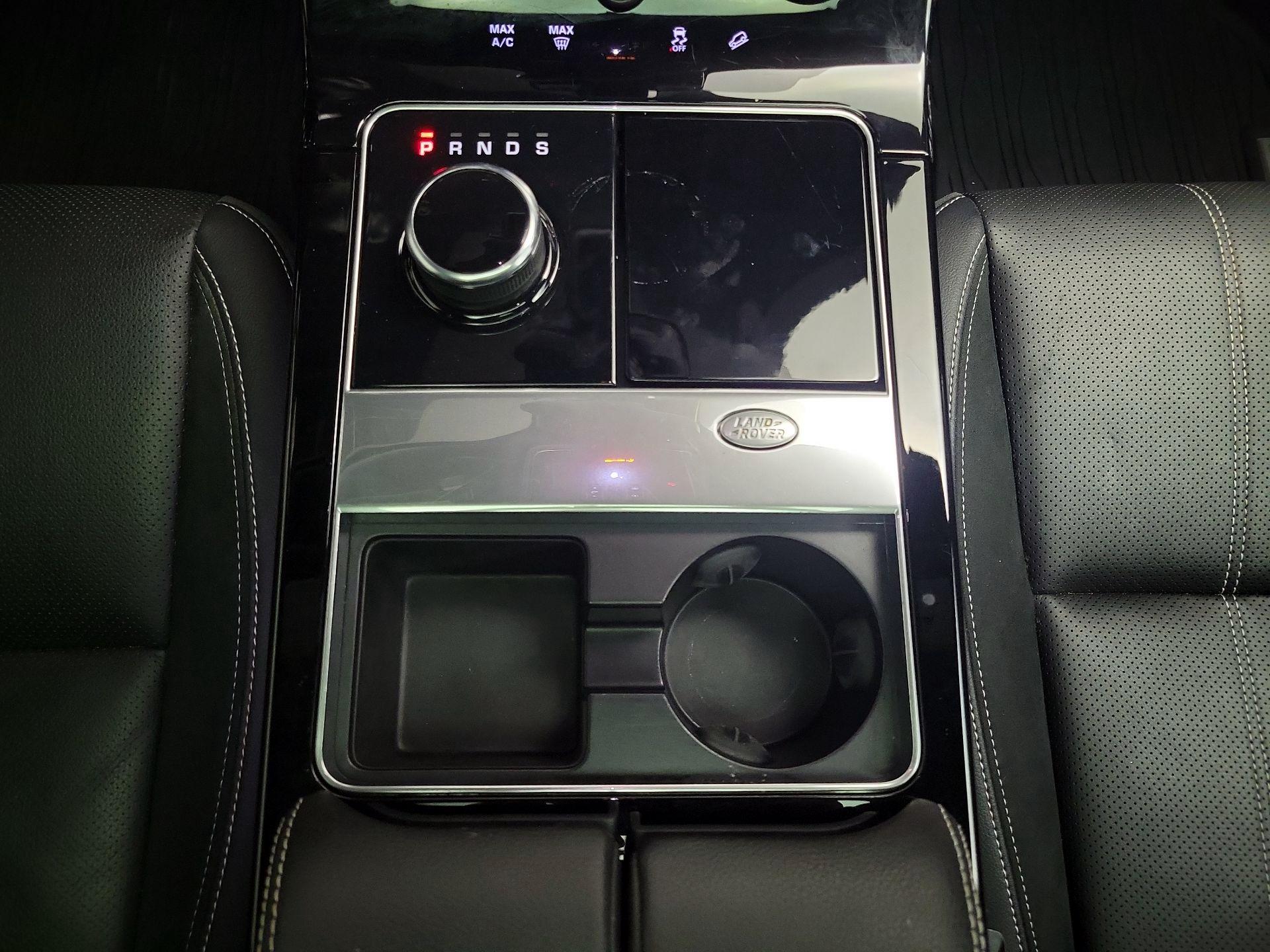 Thumbnail: 2019 Land Rover Range Rover Velar - 18
