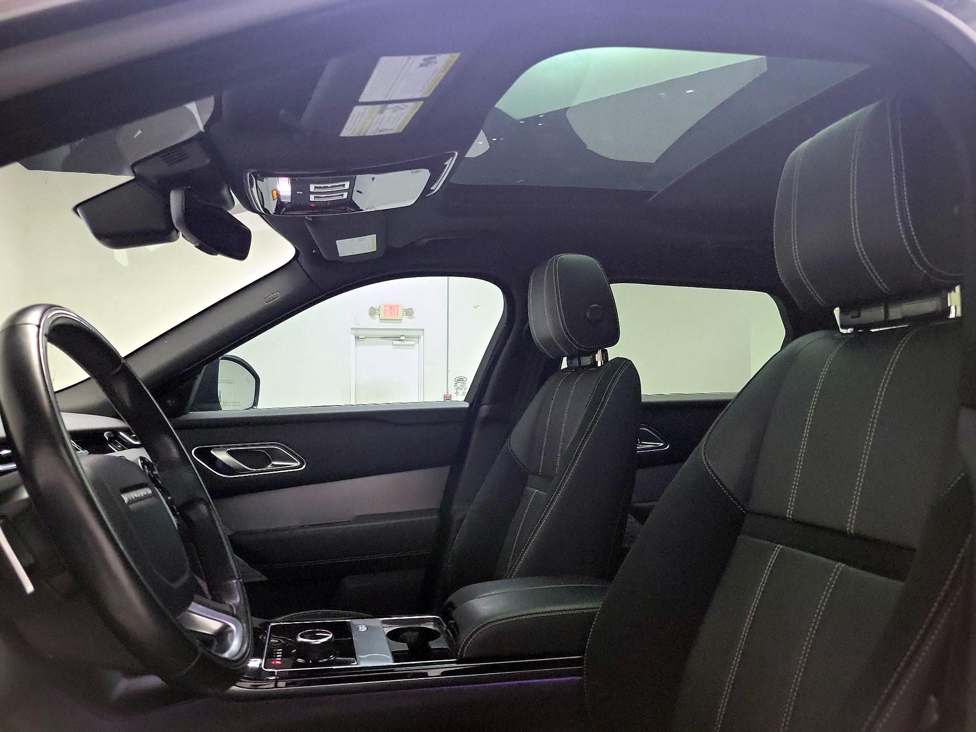 Thumbnail: 2019 Land Rover Range Rover Velar - 20