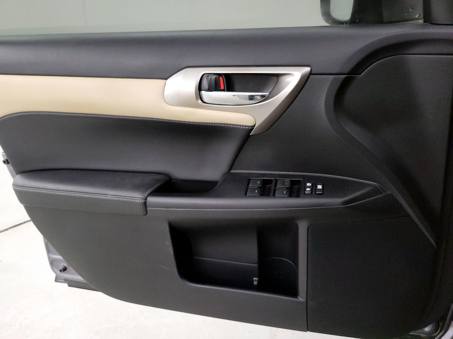 Thumbnail: 2015 Lexus CT - 10