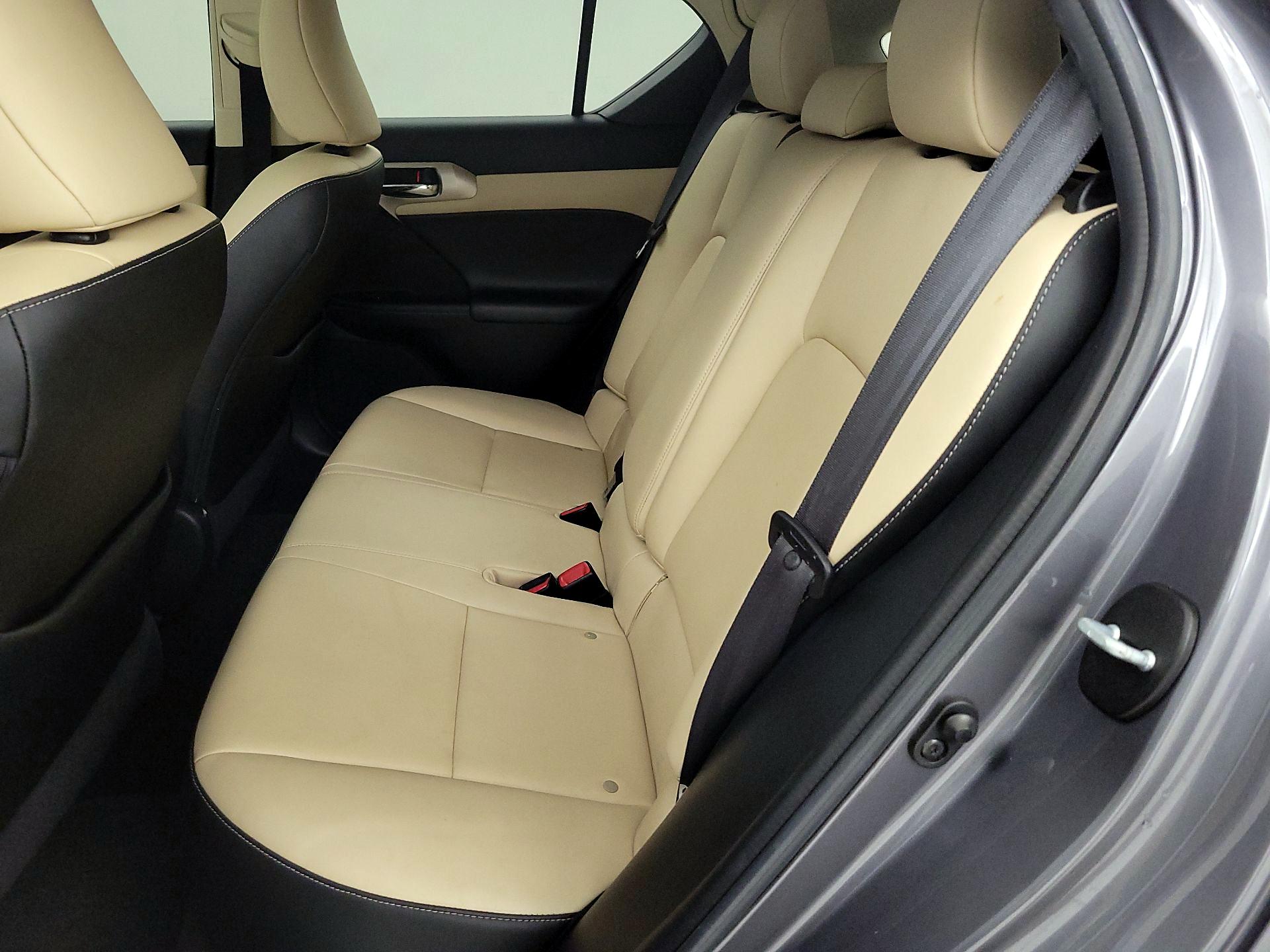 Thumbnail: 2015 Lexus CT - 19