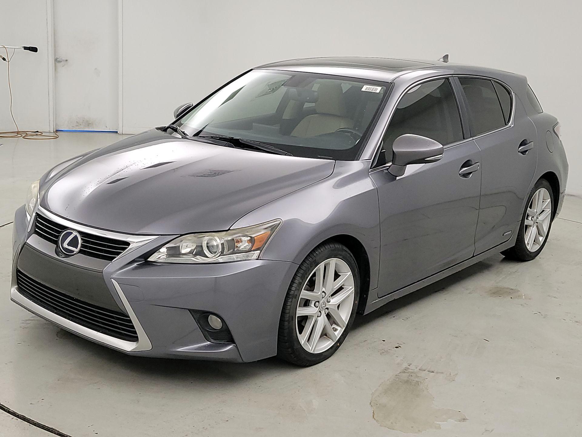 Thumbnail: 2015 Lexus CT - 3