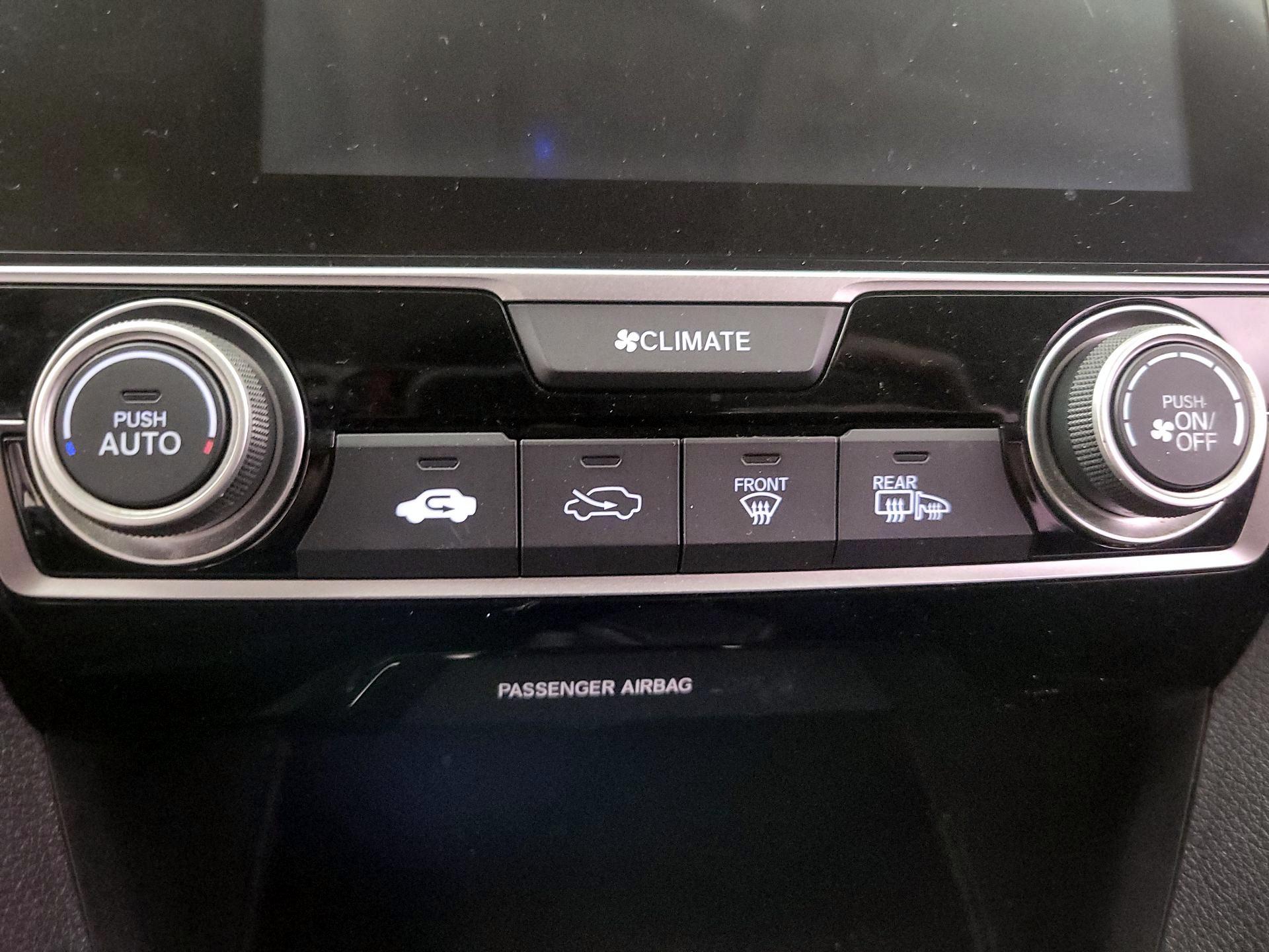 Thumbnail: 2016 Honda Civic - 14