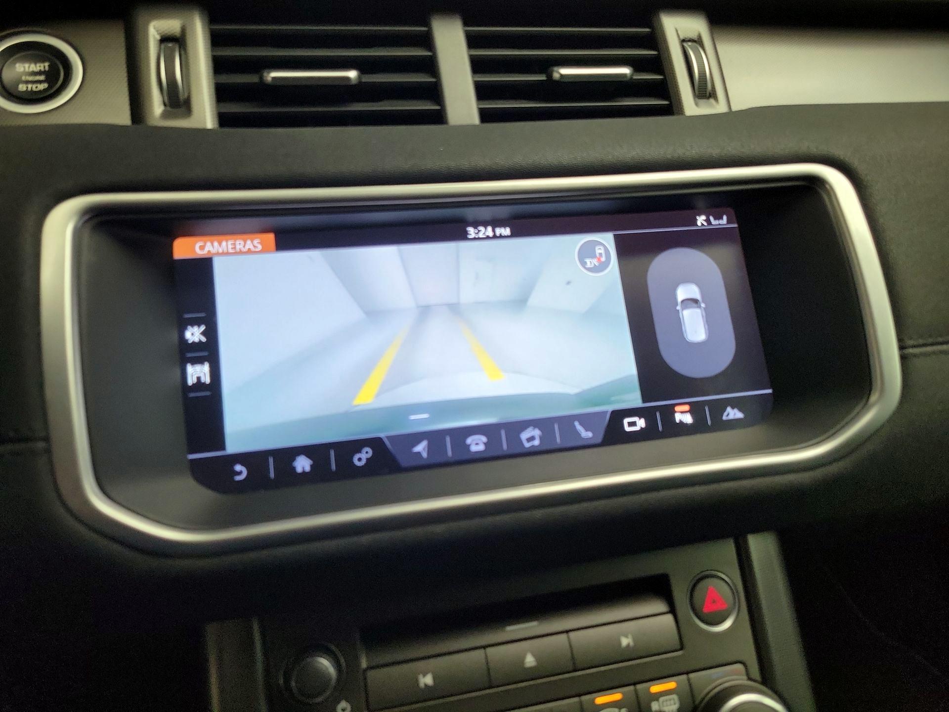 Thumbnail: 2019 Land Rover Range Rover Evoque - 15