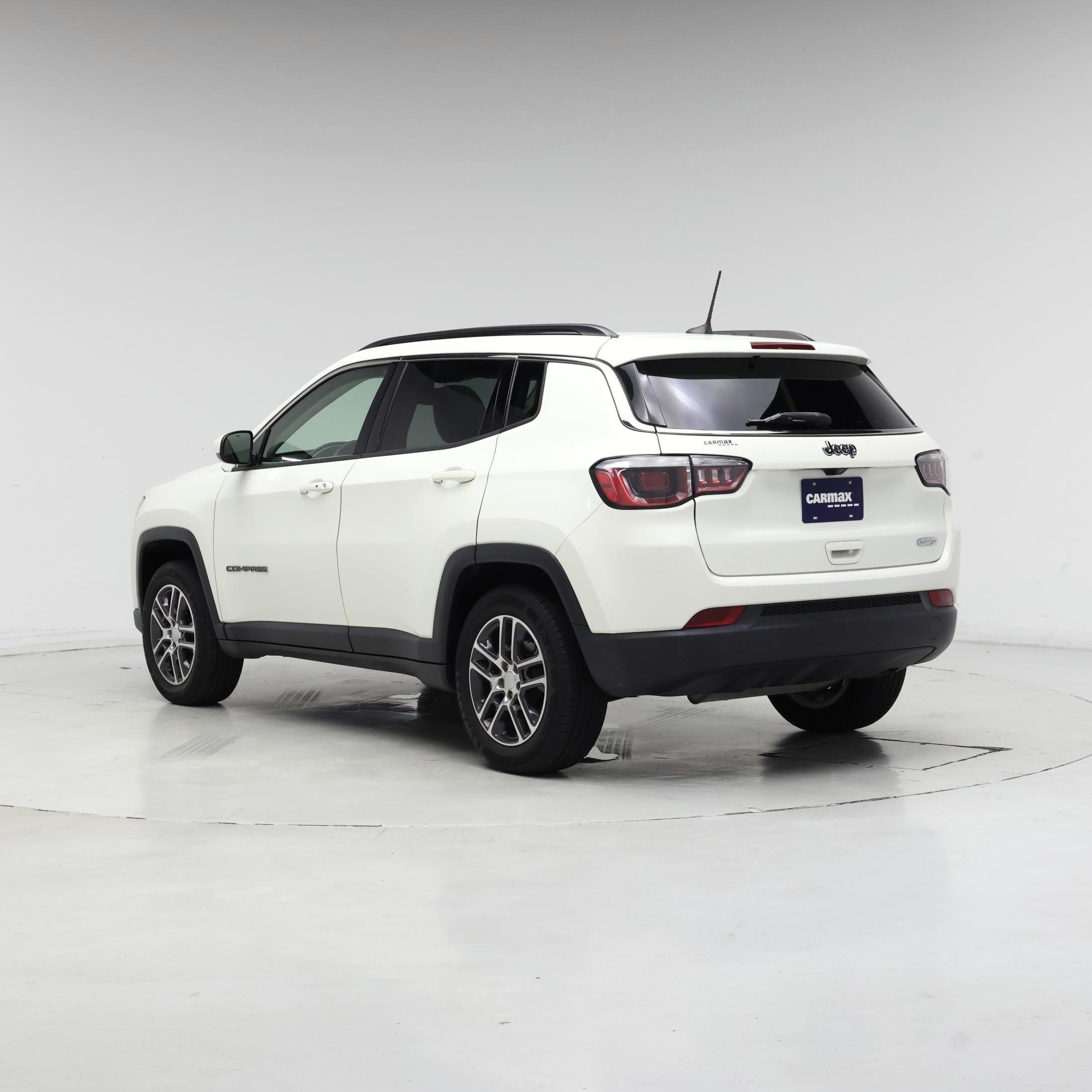 Thumbnail: 2019 Jeep Compass - 2