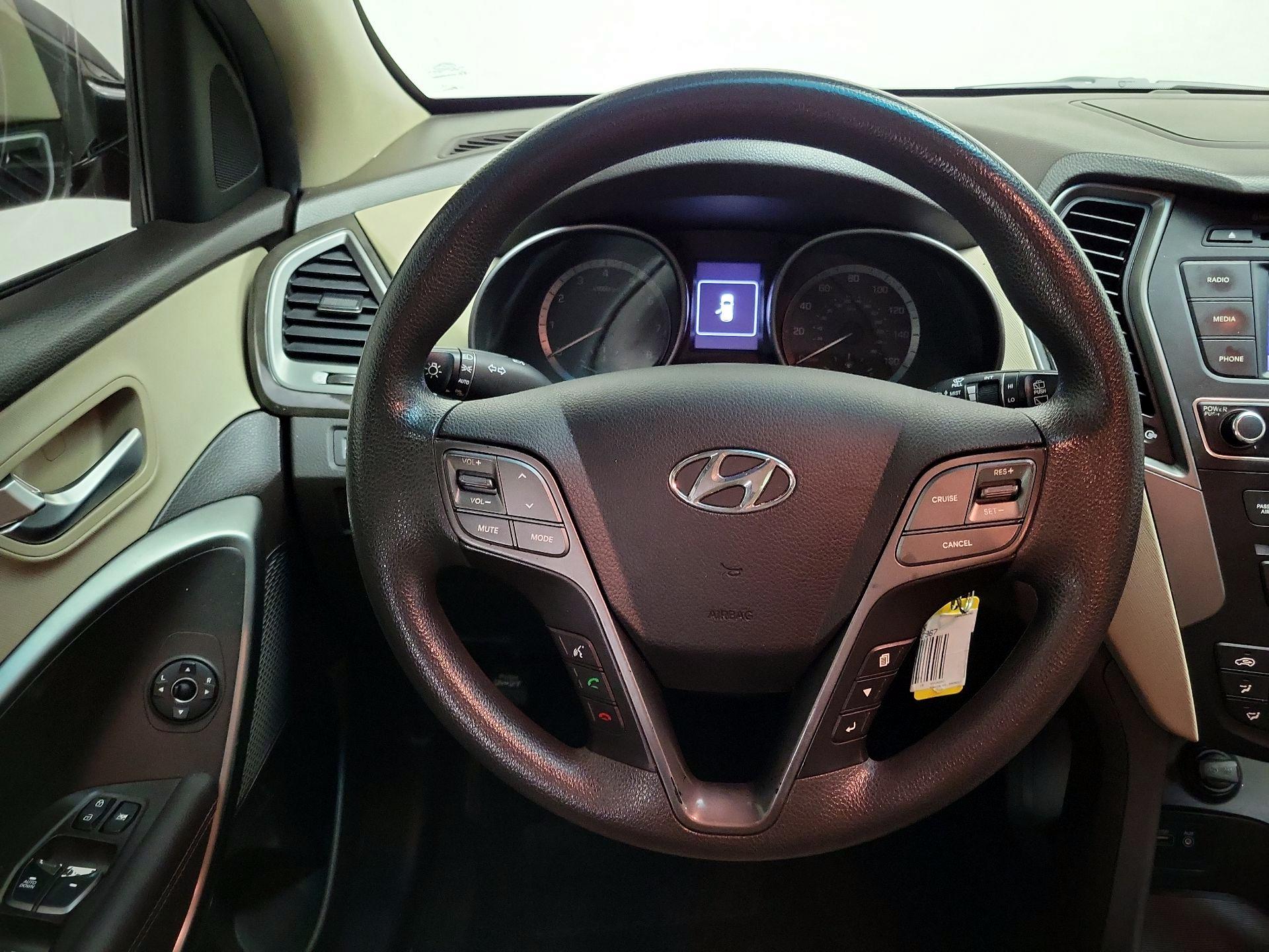Thumbnail: 2018 Hyundai Santa Fe - 10