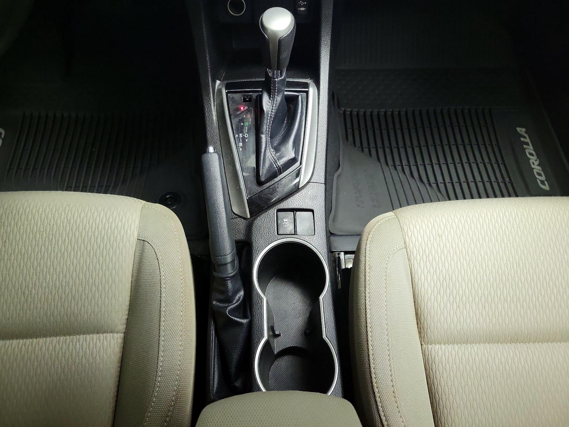 Thumbnail: 2014 Toyota Corolla - 17