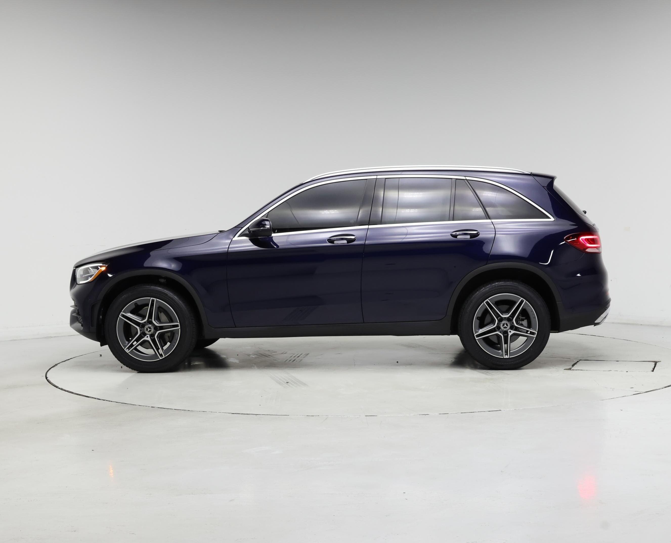 Thumbnail: 2021 Mercedes-Benz GLC - 3