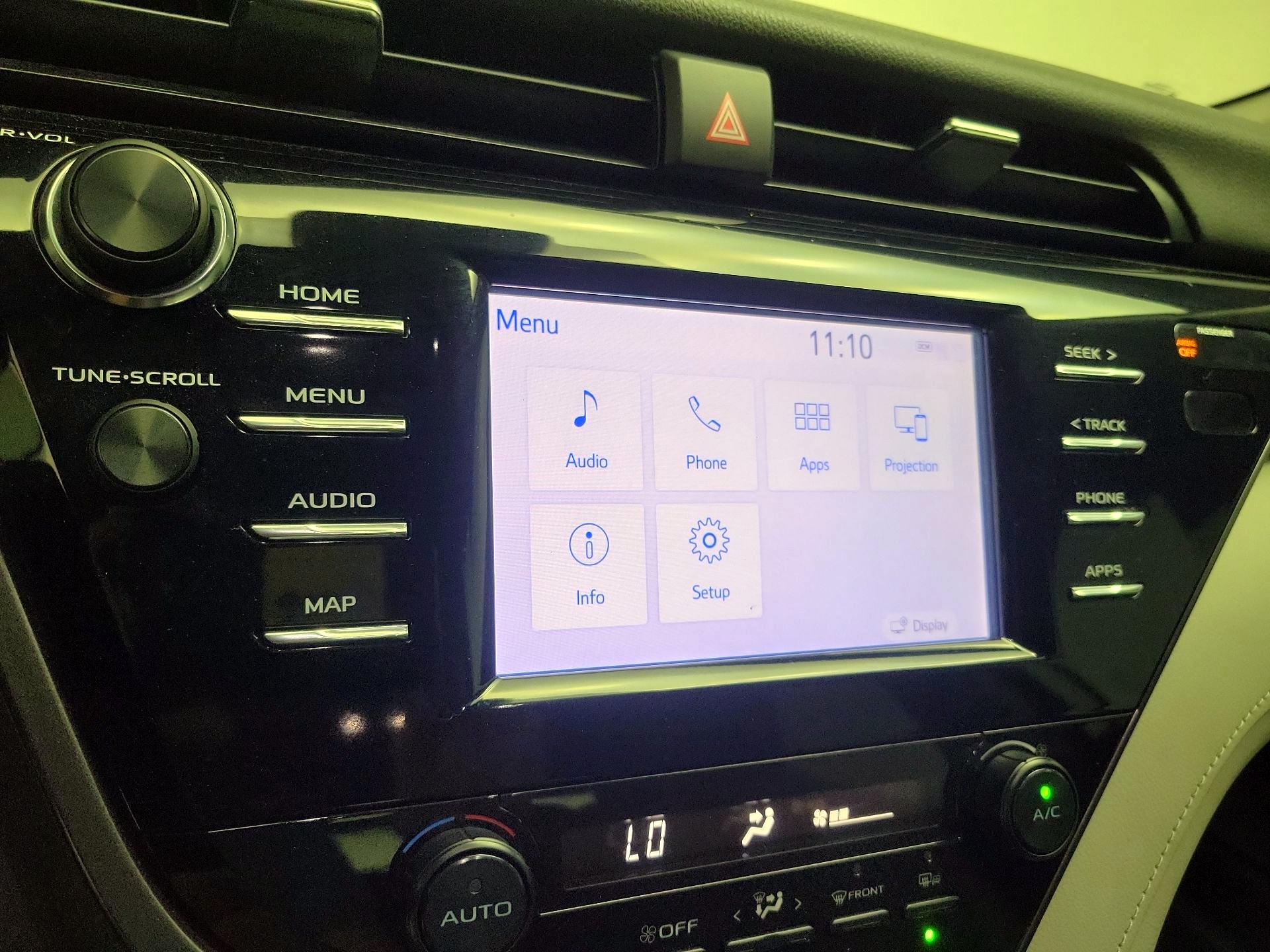Thumbnail: 2019 Toyota Camry - 14