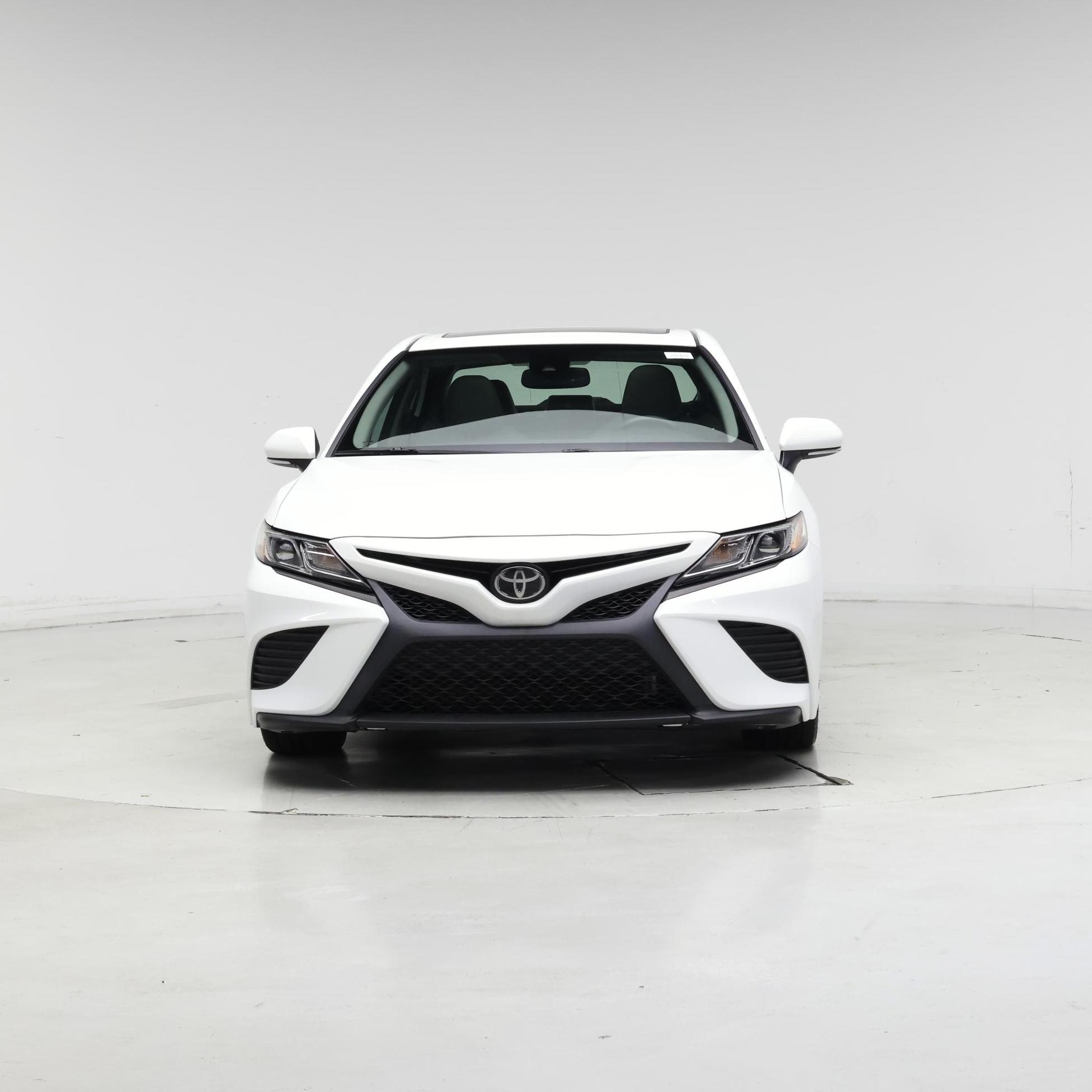 Thumbnail: 2019 Toyota Camry - 5