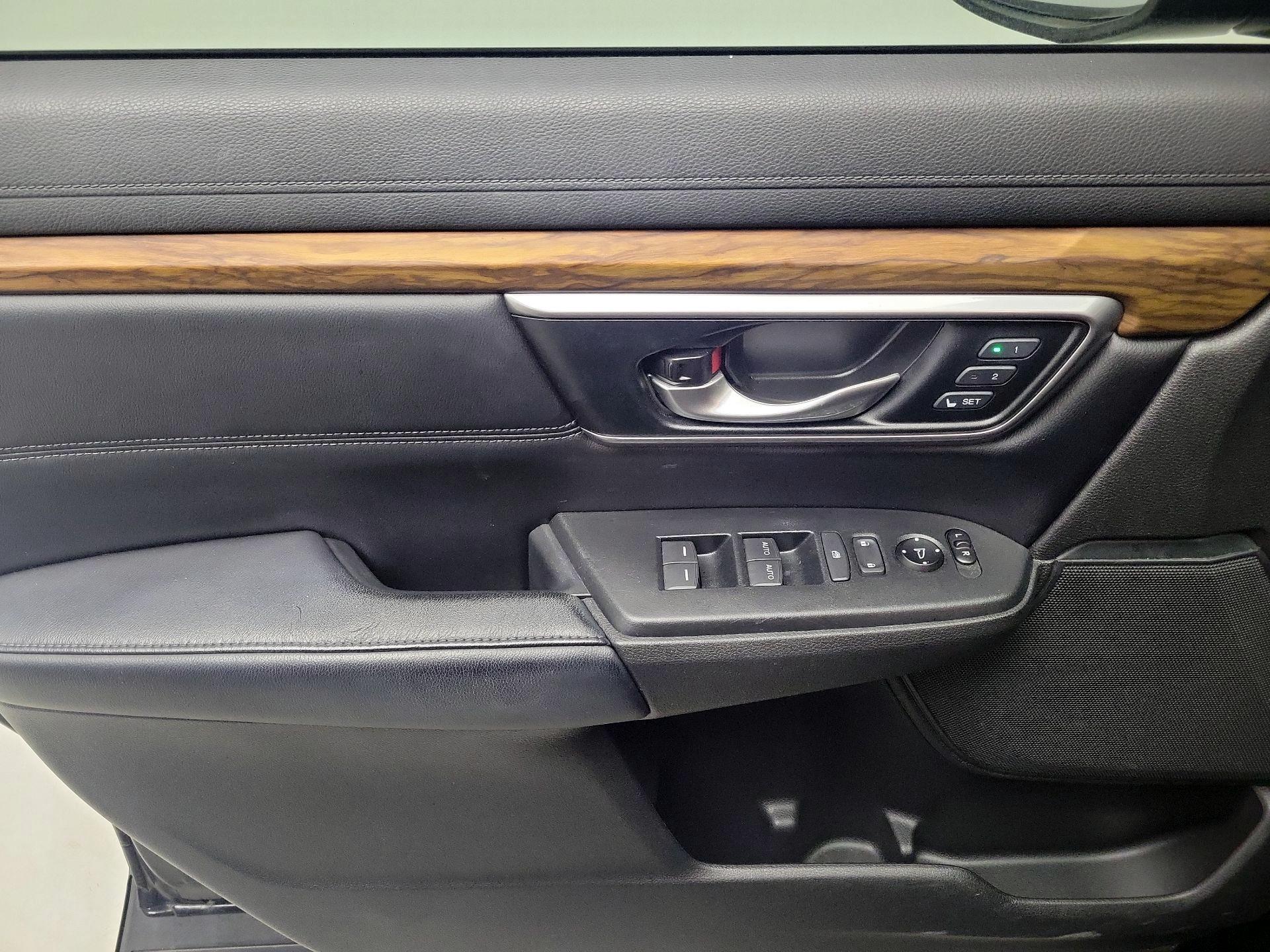 Thumbnail: 2018 Honda CR-V - 12