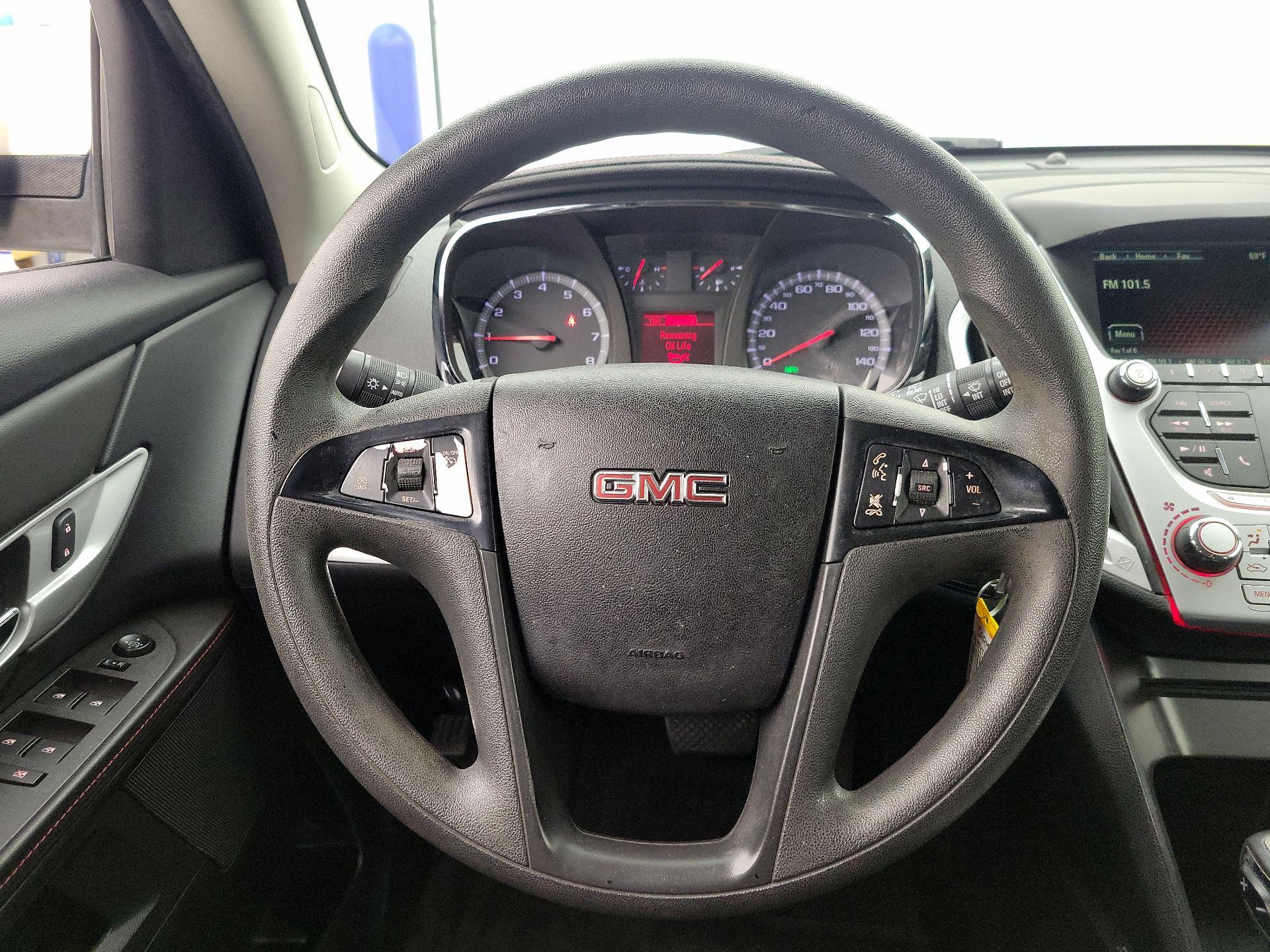 Thumbnail: 2015 GMC Terrain - 10