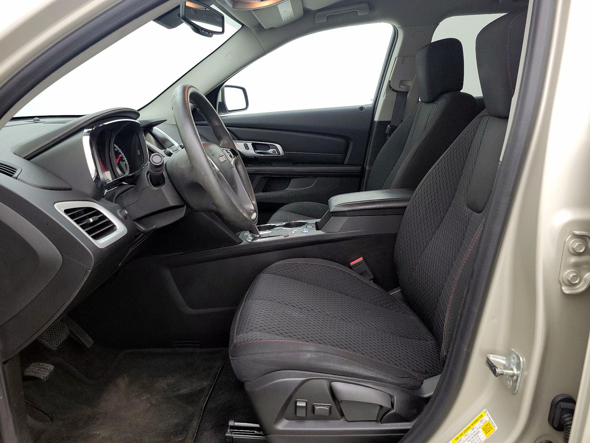 Thumbnail: 2015 GMC Terrain - 11