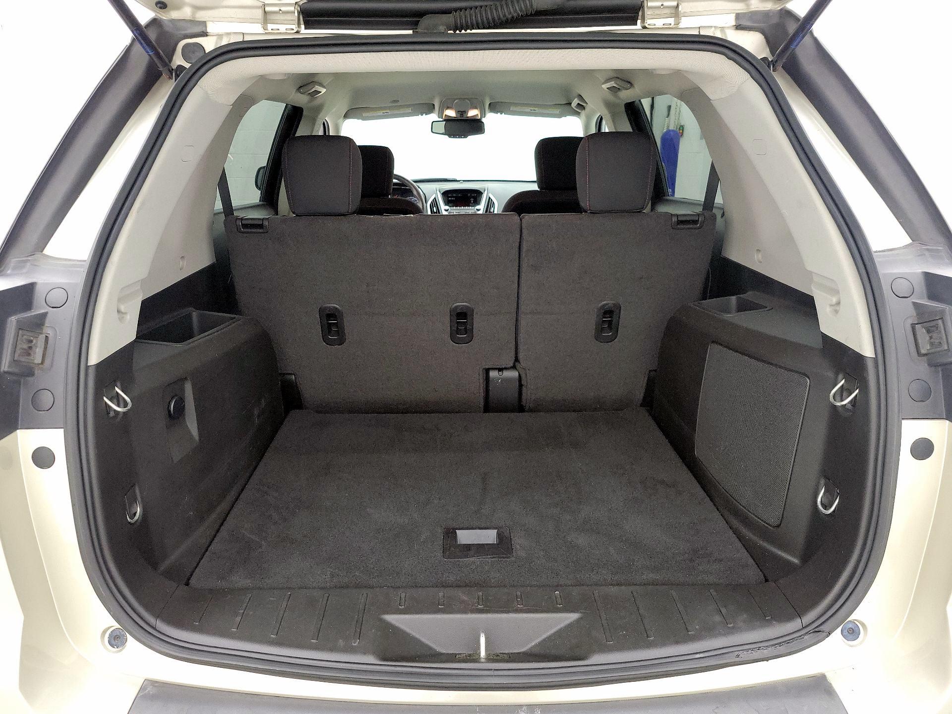 Thumbnail: 2015 GMC Terrain - 19