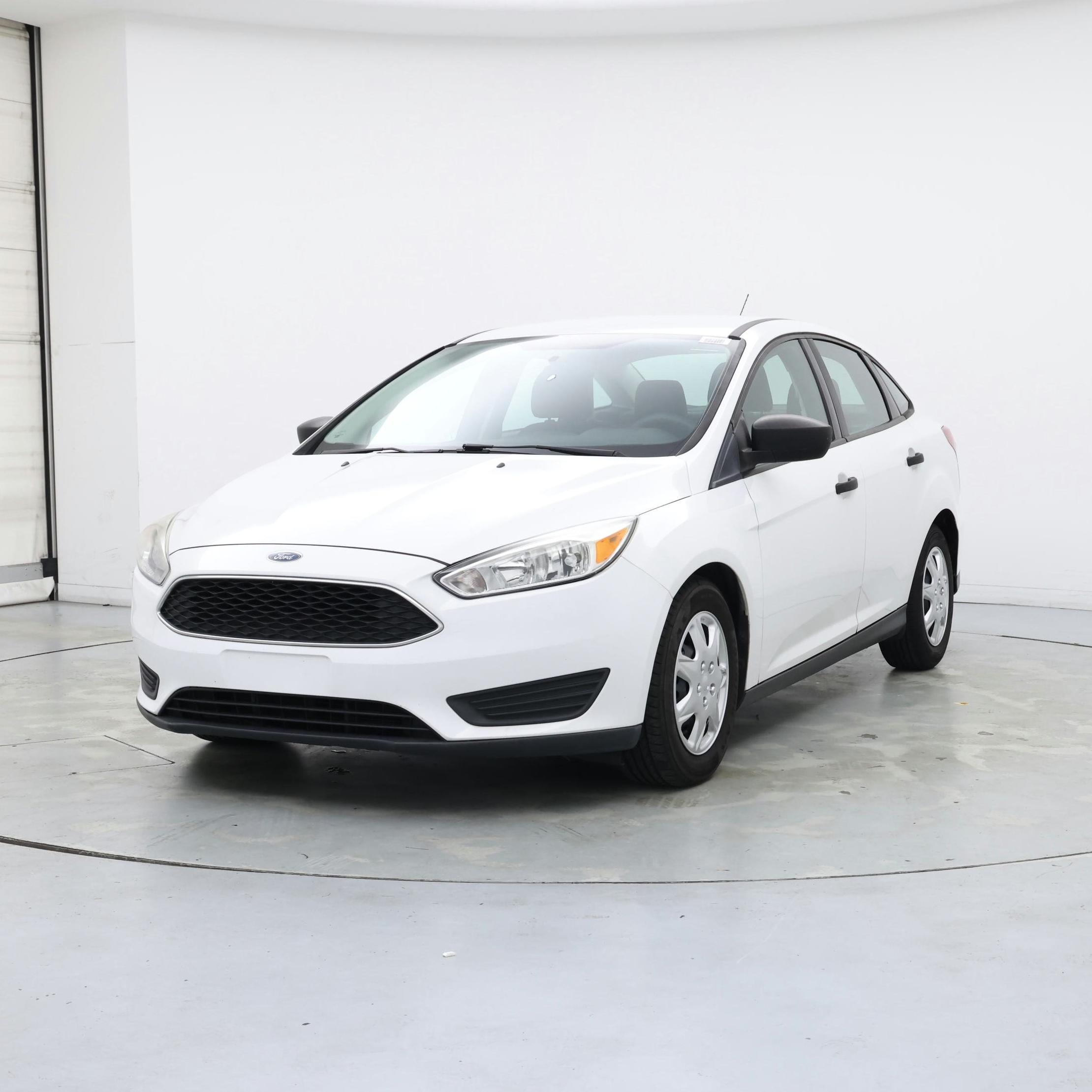 Thumbnail: 2017 Ford Focus - 4