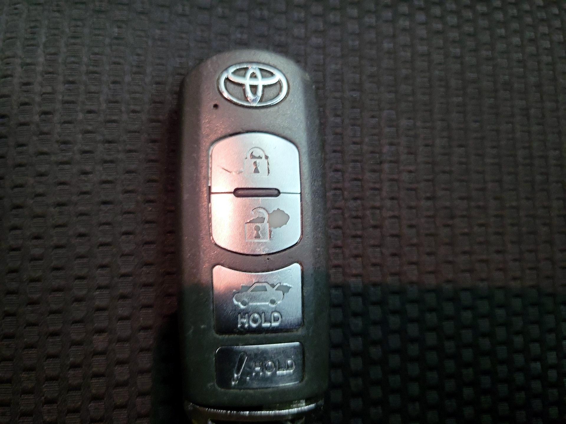 Thumbnail: 2019 Toyota Yaris - 18