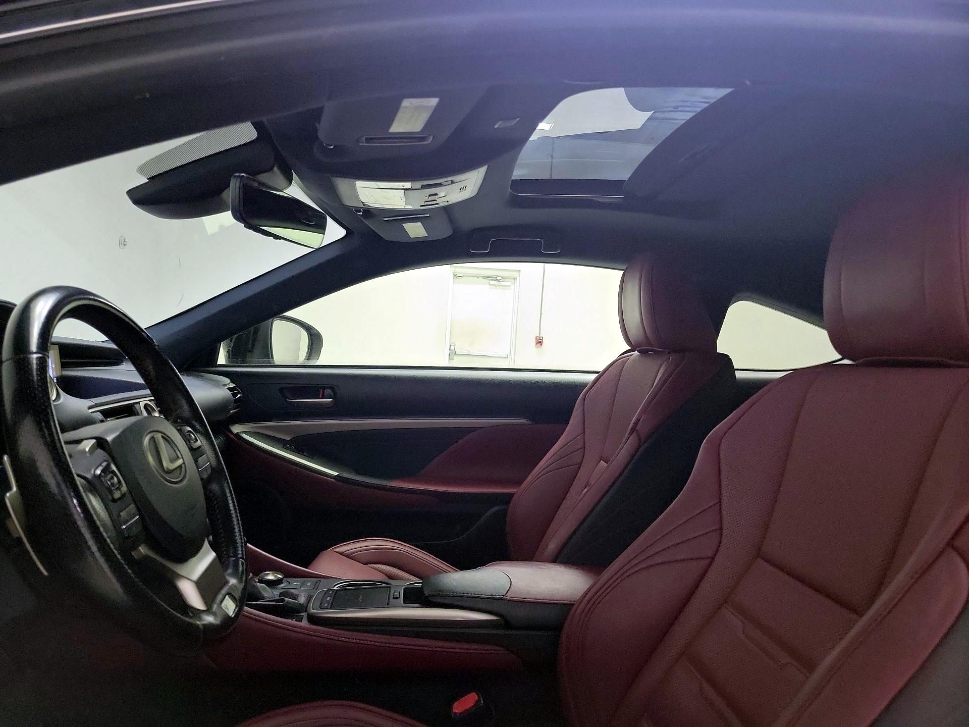 Thumbnail: 2018 Lexus RC - 20