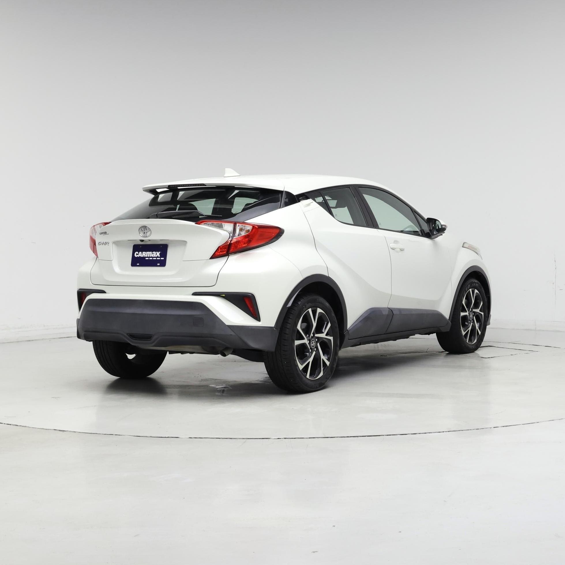Thumbnail: 2018 Toyota C-HR - 8