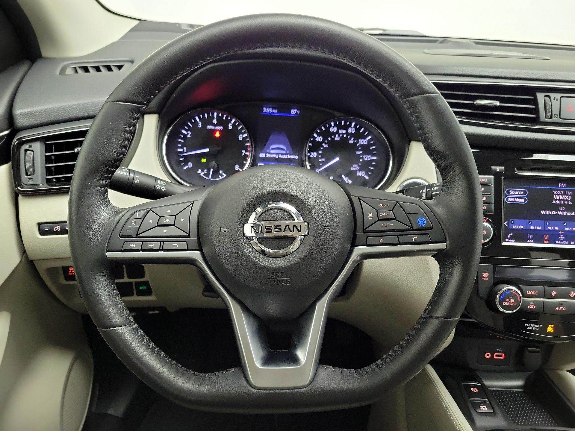 Thumbnail: 2019 Nissan Rogue Sport - 10