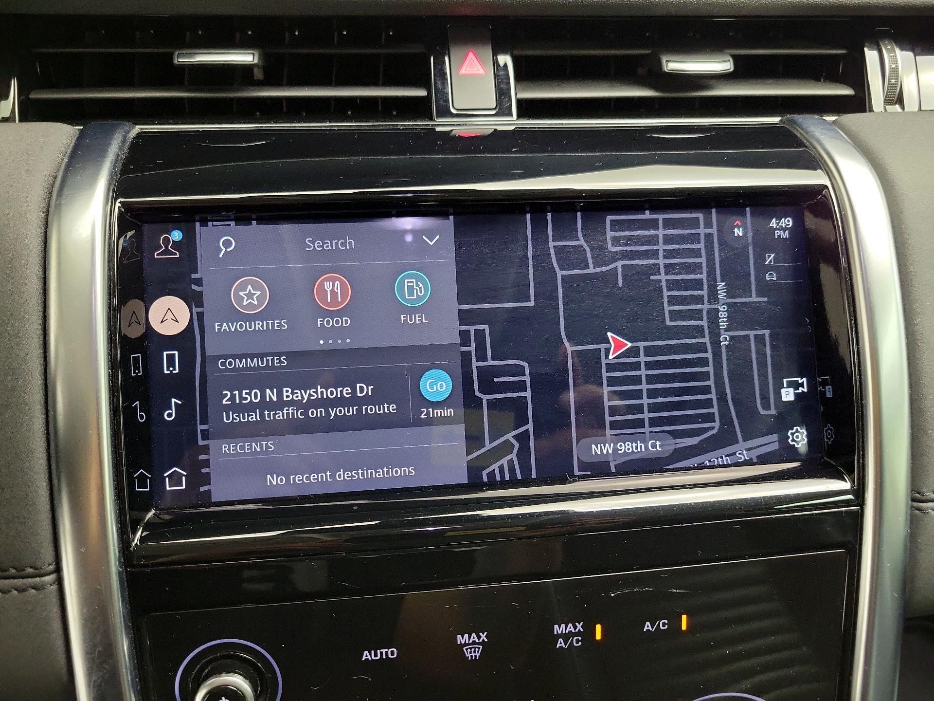 Thumbnail: 2021 Land Rover Discovery Sport - 14