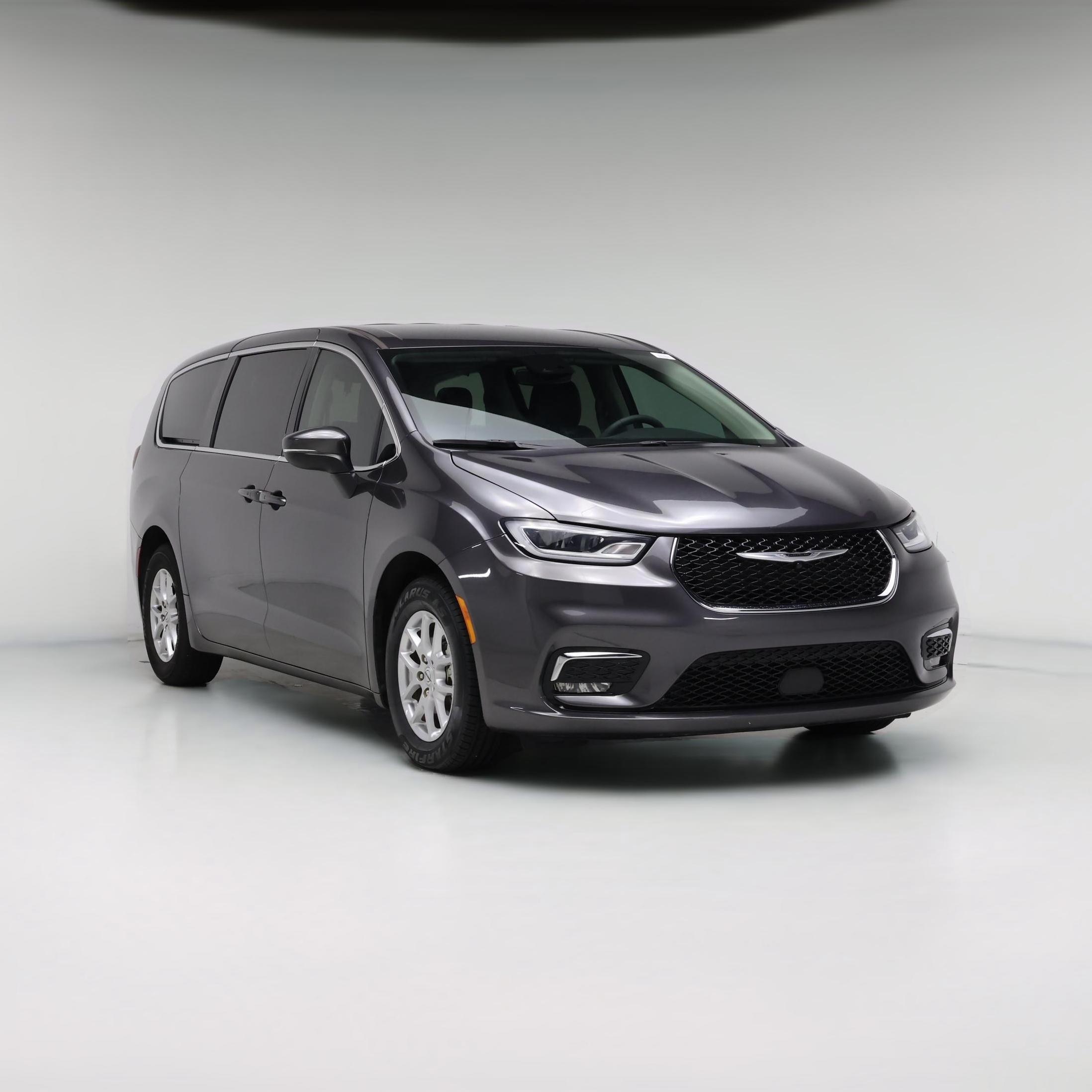 Thumbnail: 2023 Chrysler Pacifica - 1
