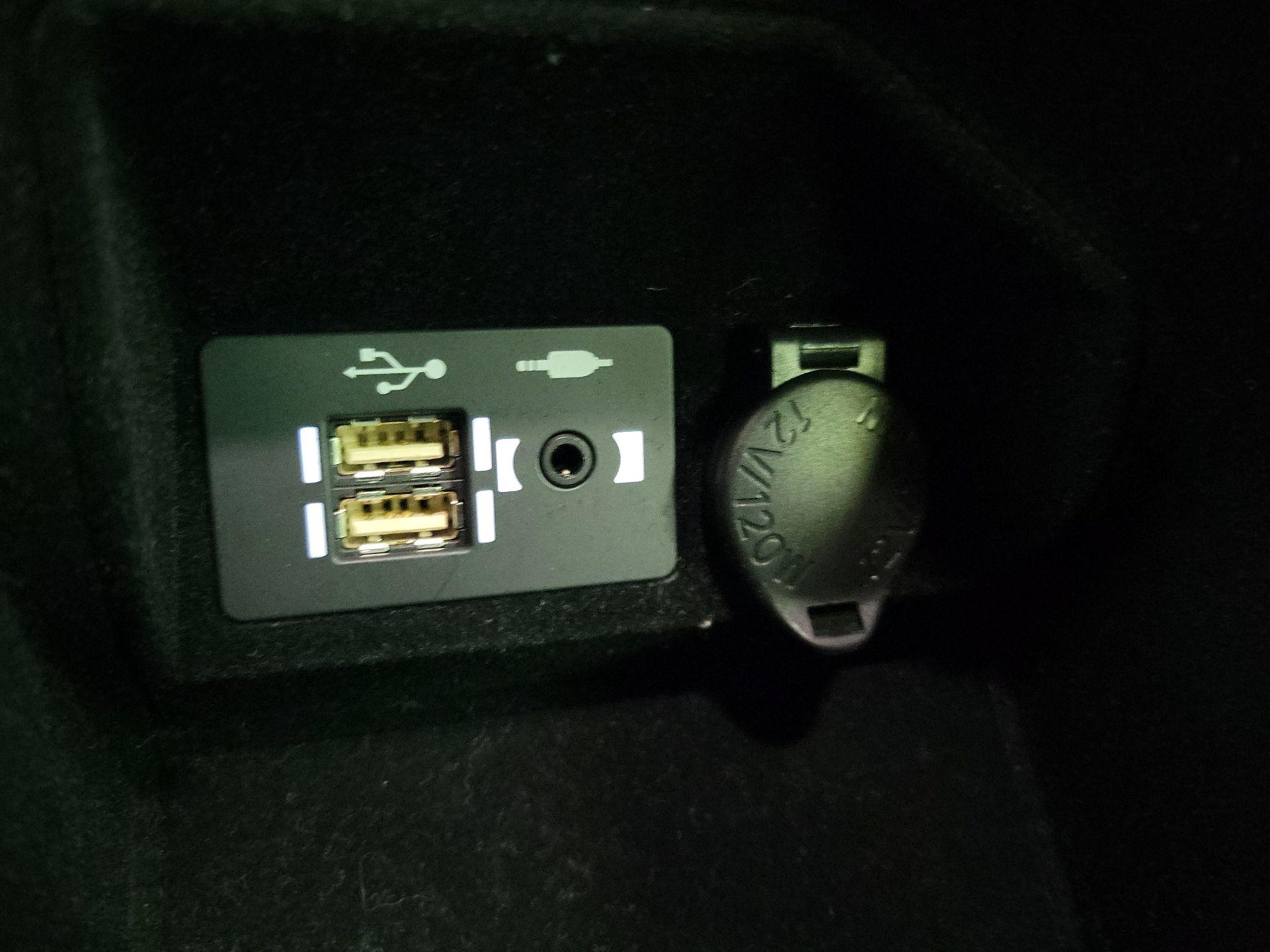 Thumbnail: 2024 Lexus IS - 18