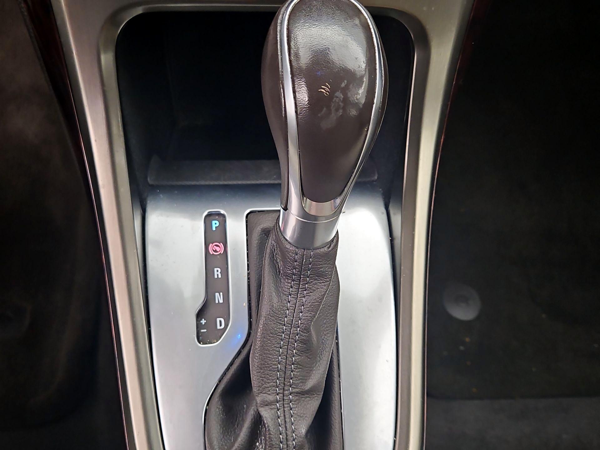 Thumbnail: 2016 Buick Verano - 18